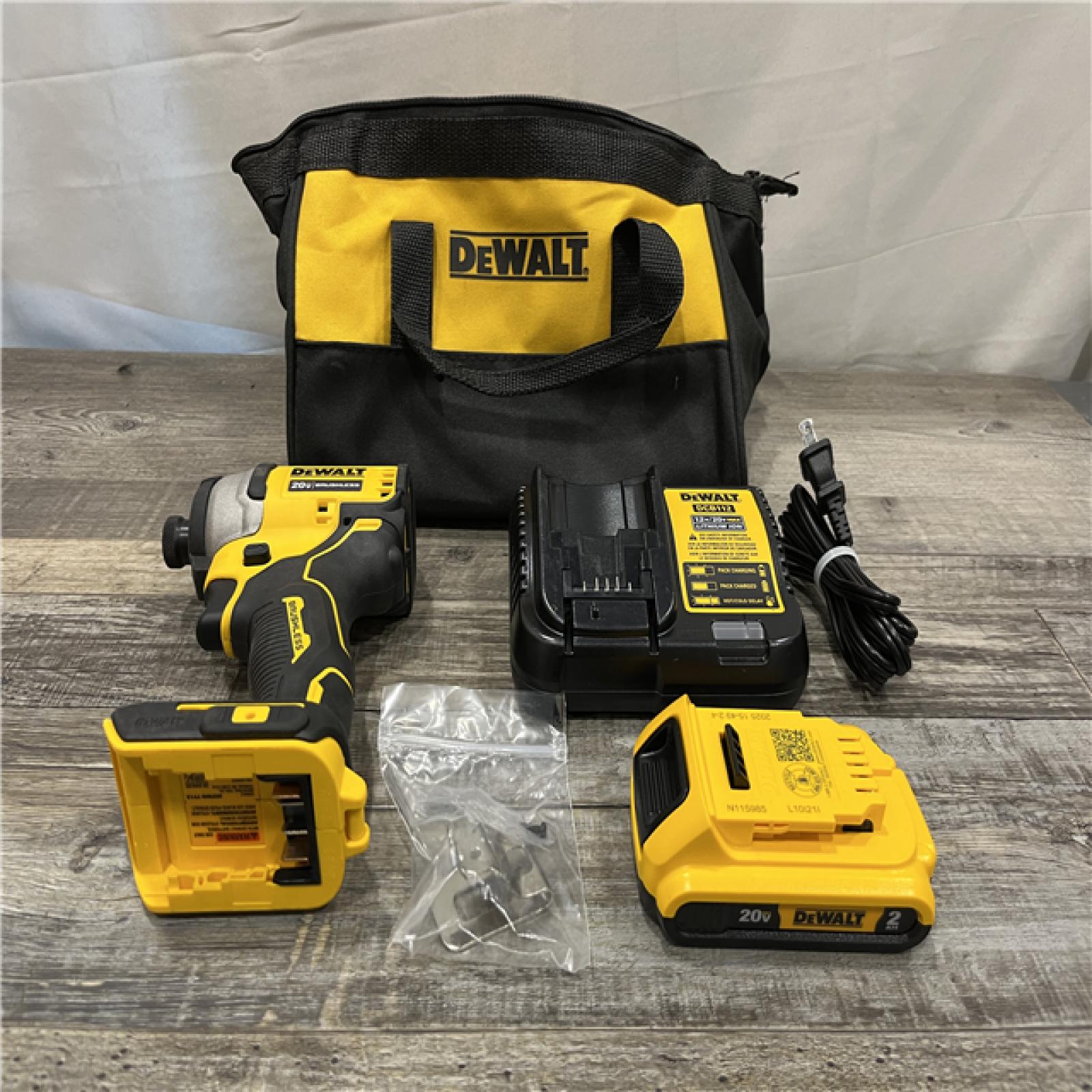 AS-IS DEWALT Atomic 20V Max Lithium-Ion Brushless Cordless Compact 1/4 in. Impact Driver Kit