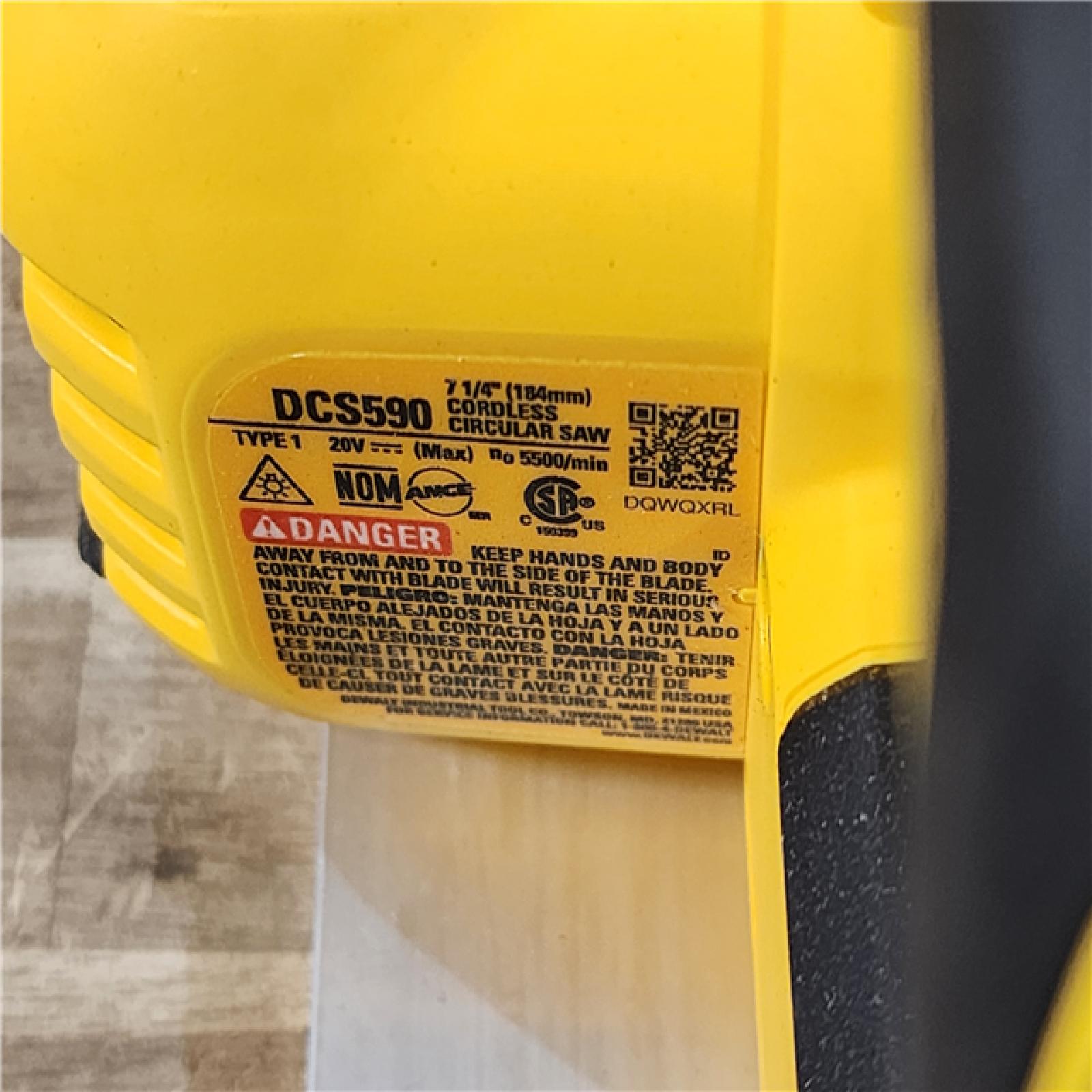 HOUSTON LOCATION - AS-IS DEWALT 20-Volt MAX 7-1/4 in. Cordless Circular Saw (Tool Only)