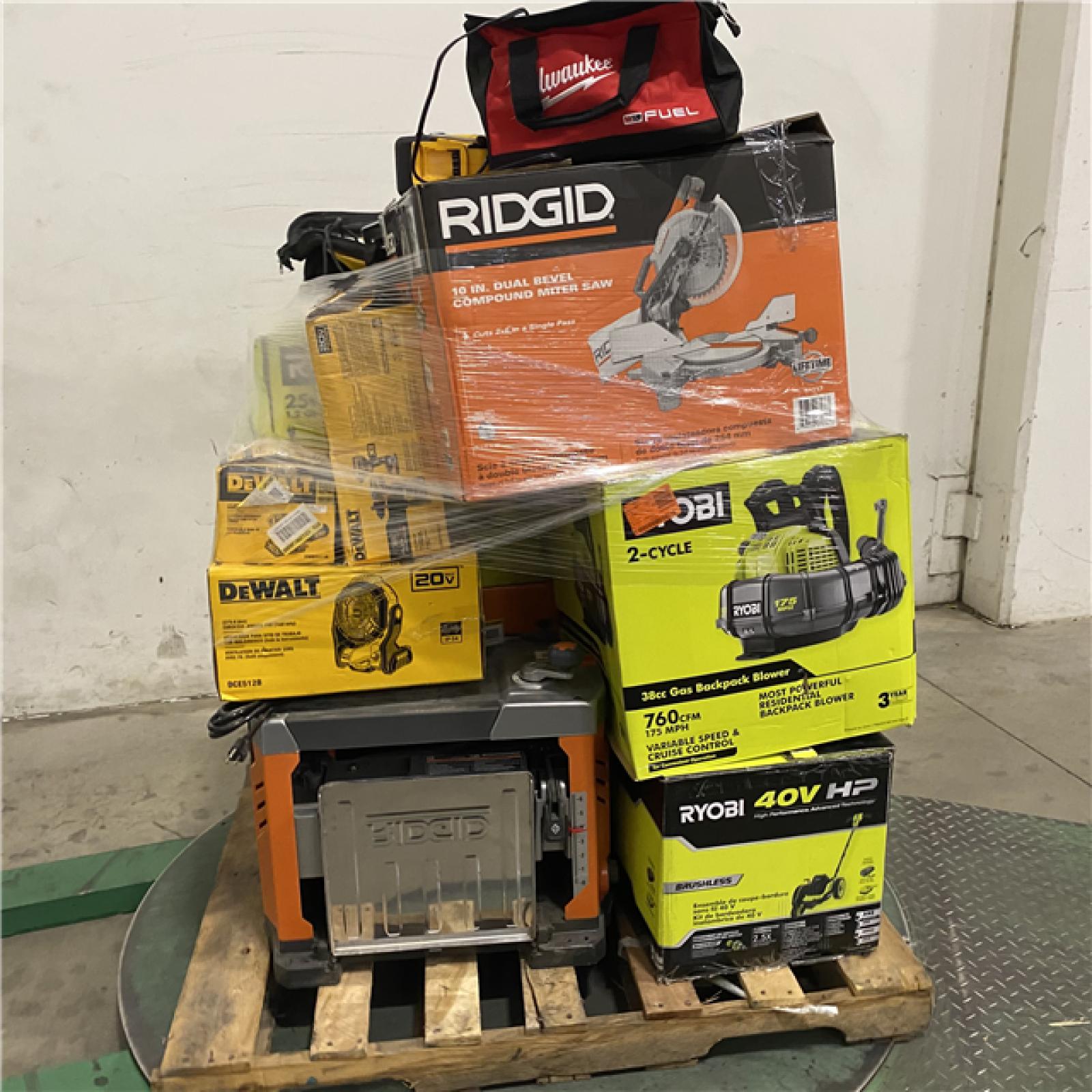Dallas Location - As-Is Tool Pallet