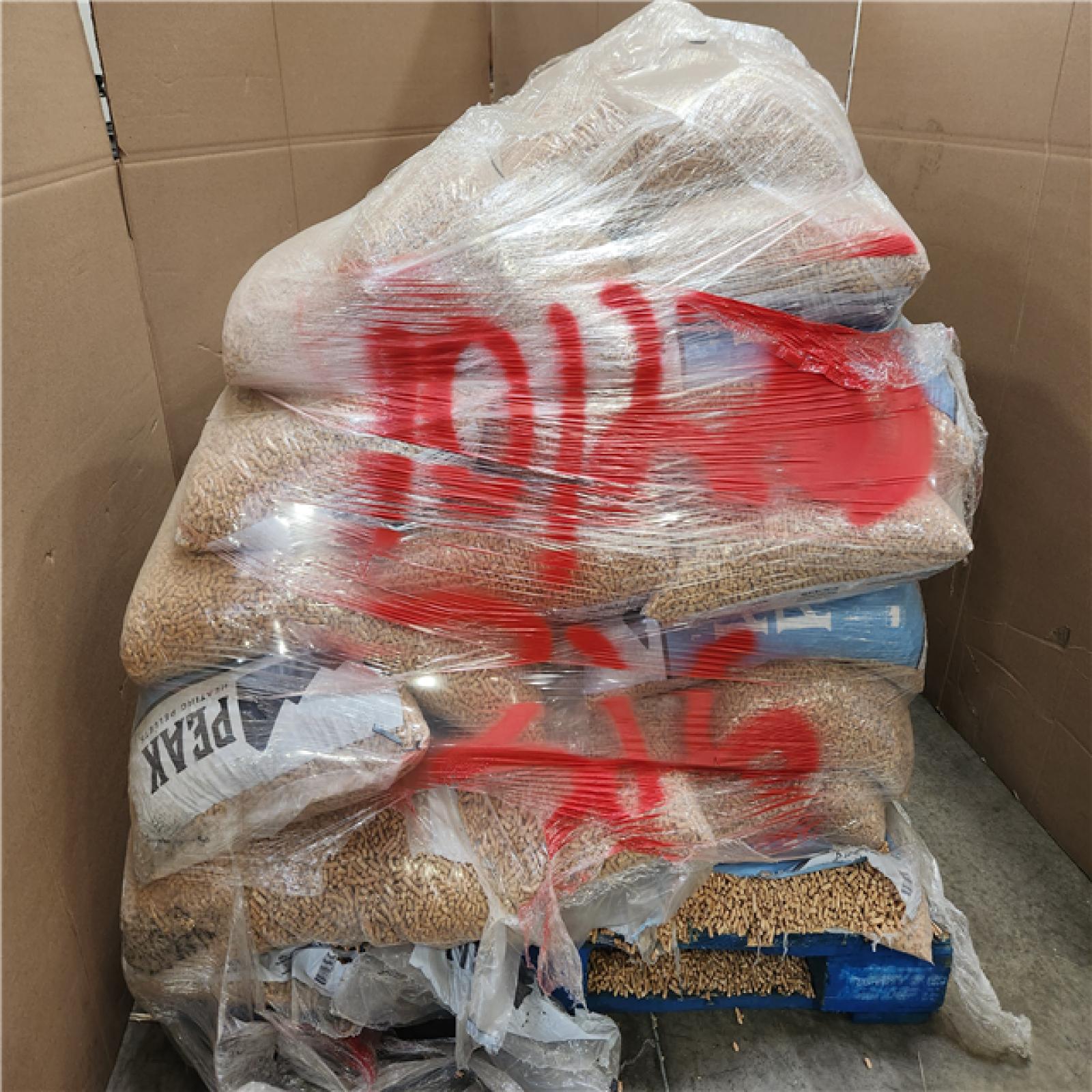 Phoenix AS-IS PEAK Premium Wood Pellet Fuel 40 lbs. Bag Pallet (25+ Bags)