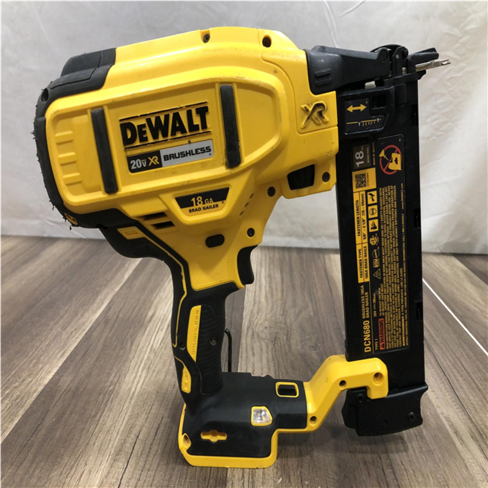 AS-IS DEWALT 20V MAX XR Lithium-Ion Electric Cordless 18-Gauge Brad Nailer (Tool Only)