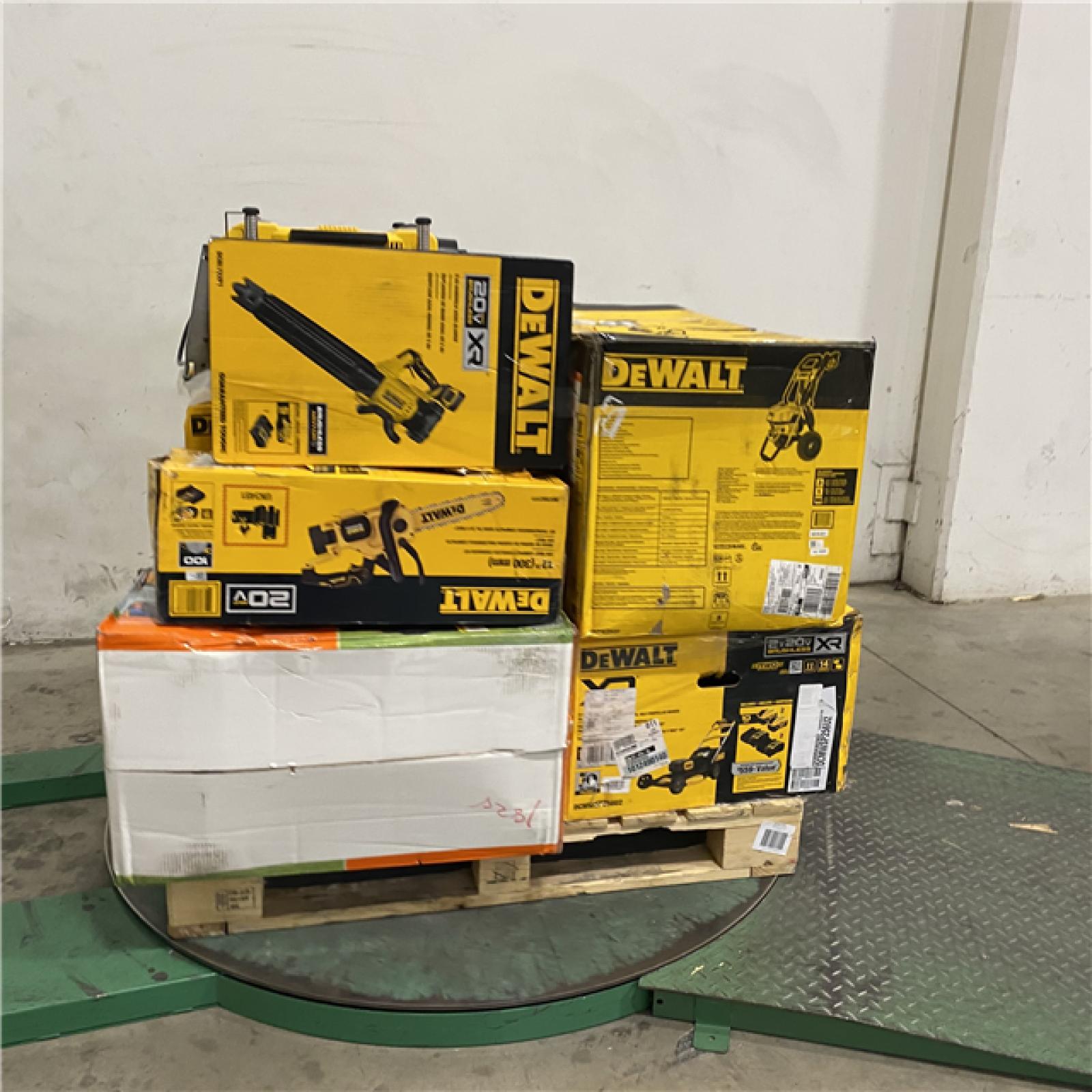 Dallas Location - As-Is DEWALT Tool Pallet