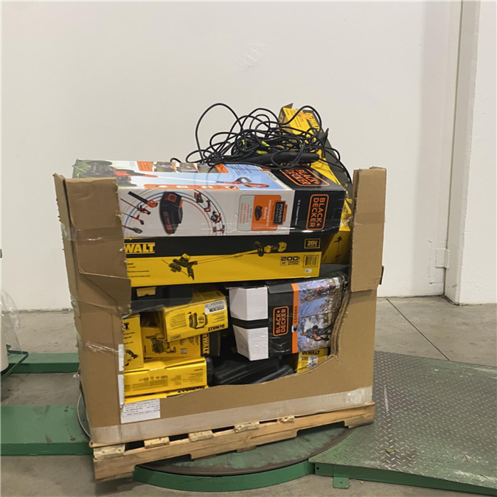 DALLAS LOCATION- AS-IS TOOL PALLET