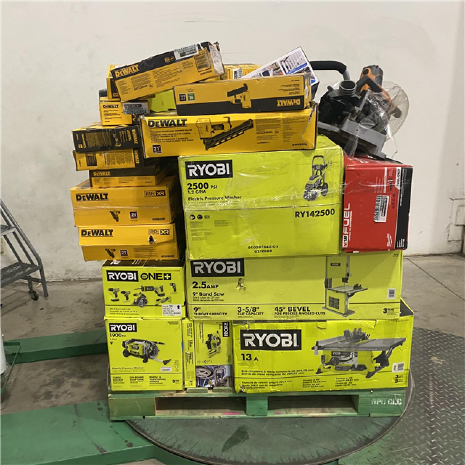 Dallas Location - As-Is Tool Pallet