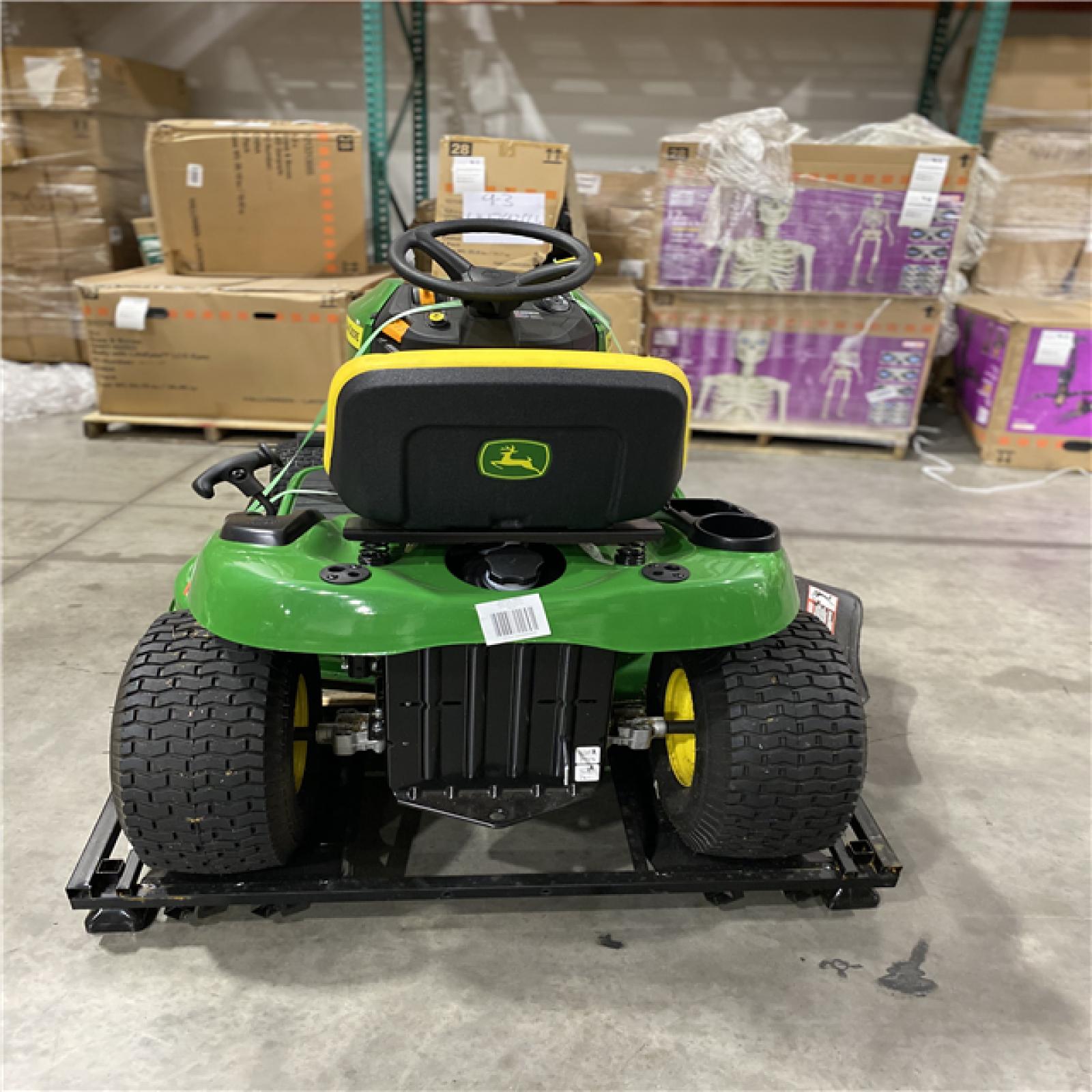 Dallas Location - As-Is John Deere S100 42 in. 17.5 HP Gas Hydrostatic Riding Lawn Mower