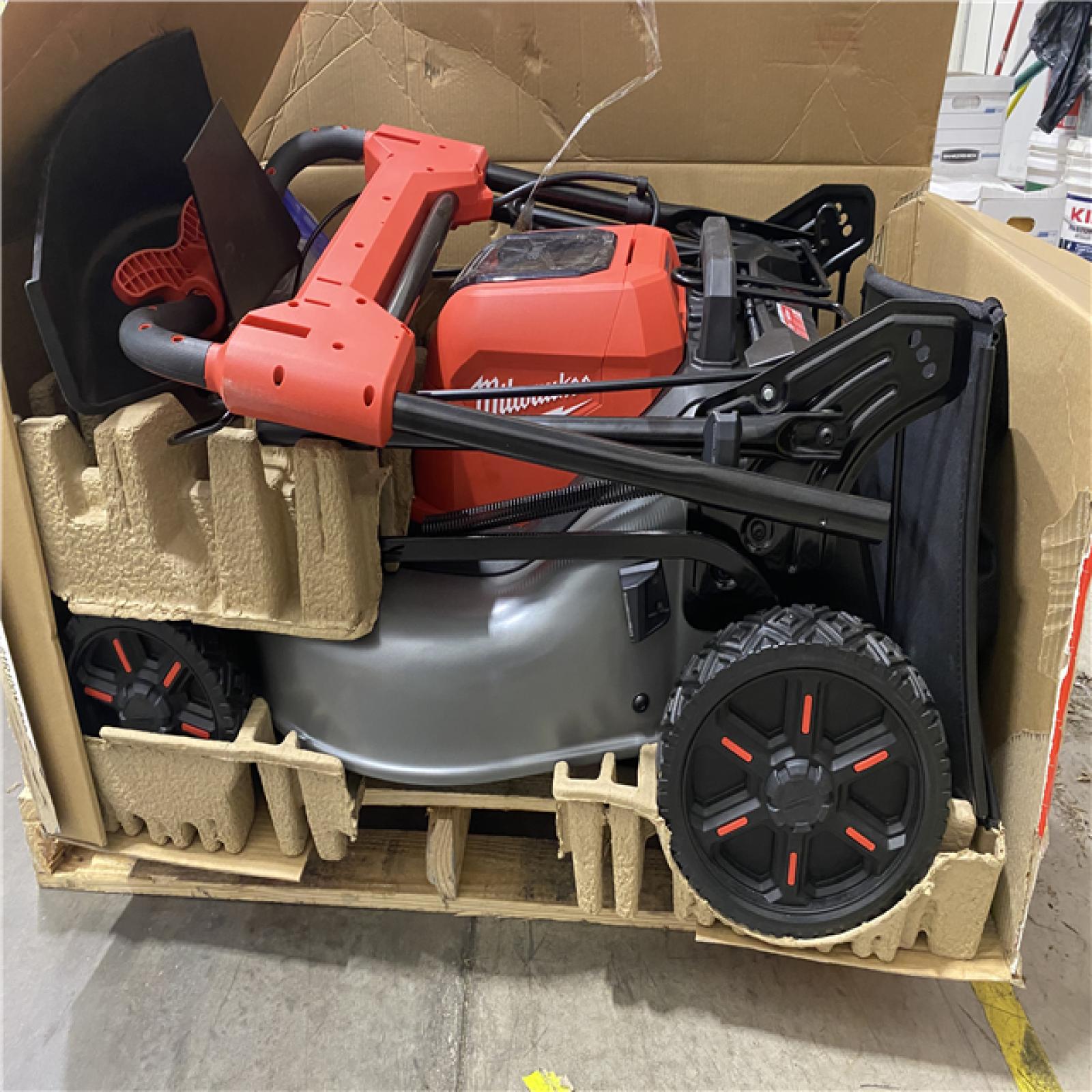 Dallas Location - As-Is Milwaukee 18 FUEL 21 Self-Propelled Dual Battery Mower Kit
