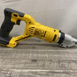 AS-IS DEWALT 20V MAX Cordless 18-Gauge Swivel Head Shears (Tool Only)