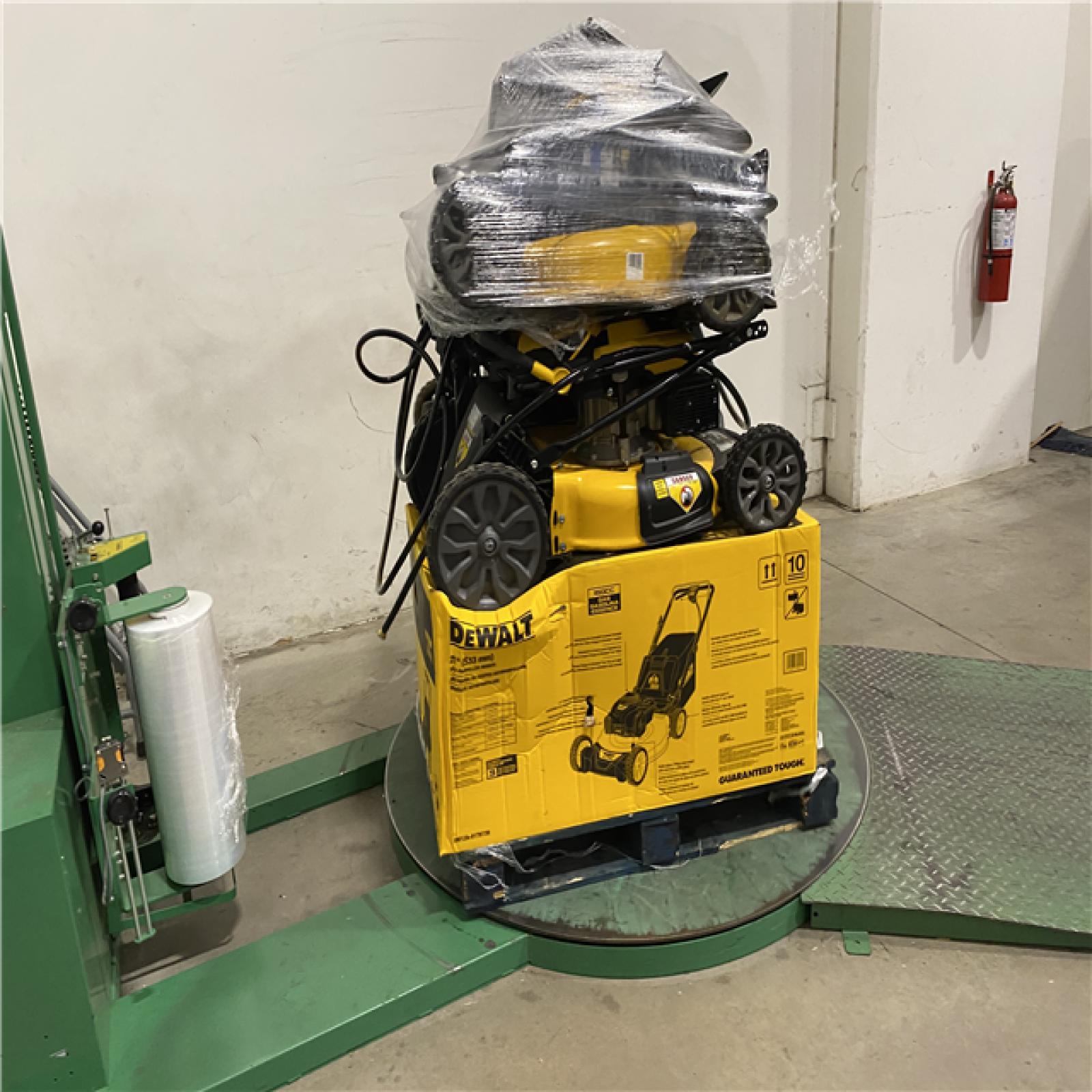 Dallas Location - As-Is Lawn Mower Pallet