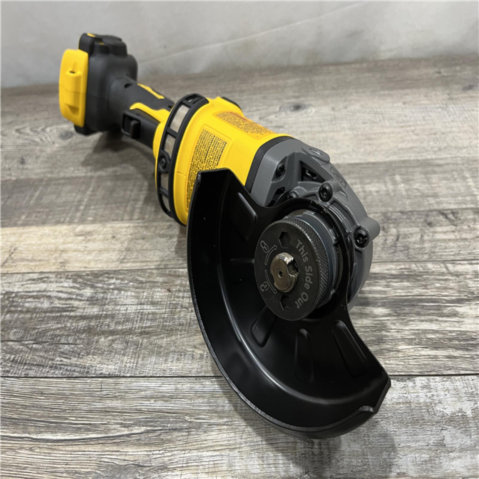 AS-IS DEWALT FLEXVOLT 60V MAX Cordless Brushless 4.5 in. - 6 in. Small Angle Grinder Kit
