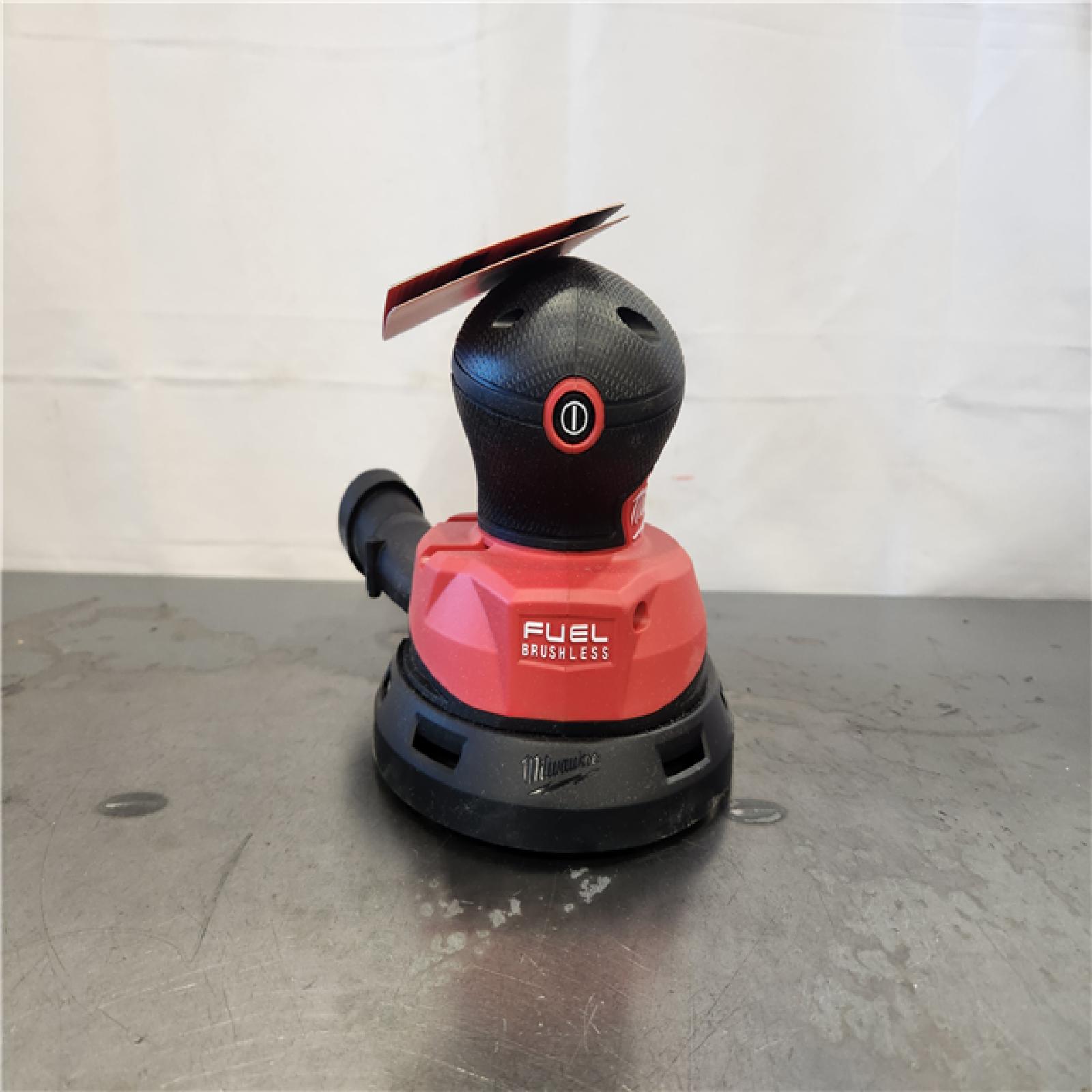 AS-IS- Milwaukee M18 FUEL Cordless Random Orbit Sander Tool Only