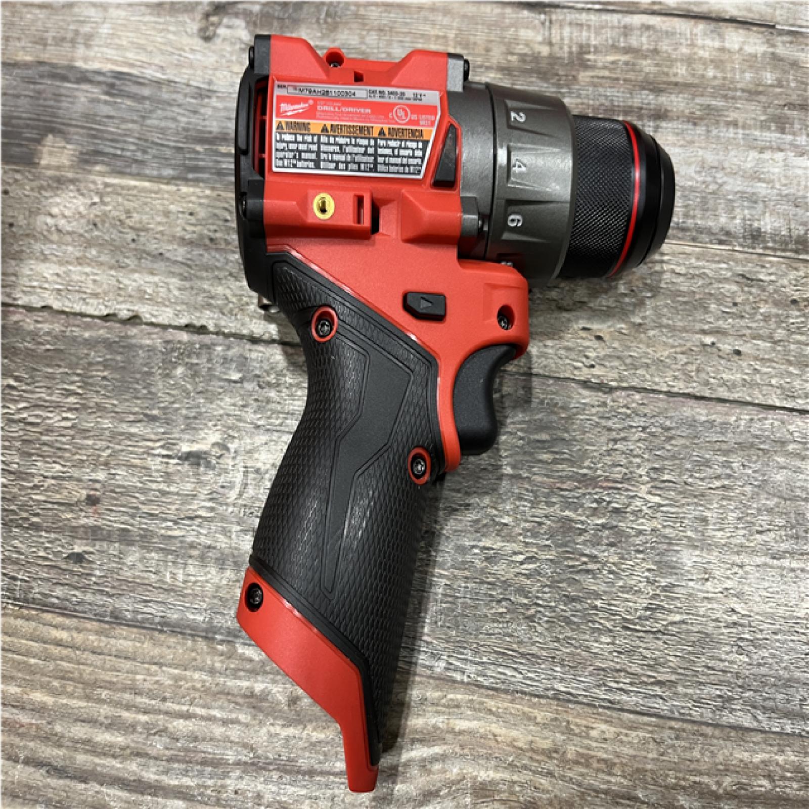 AS-IS Milwaukee Lithium-Ion Brushless Cordless 1/2 in. Drill Driver Kit