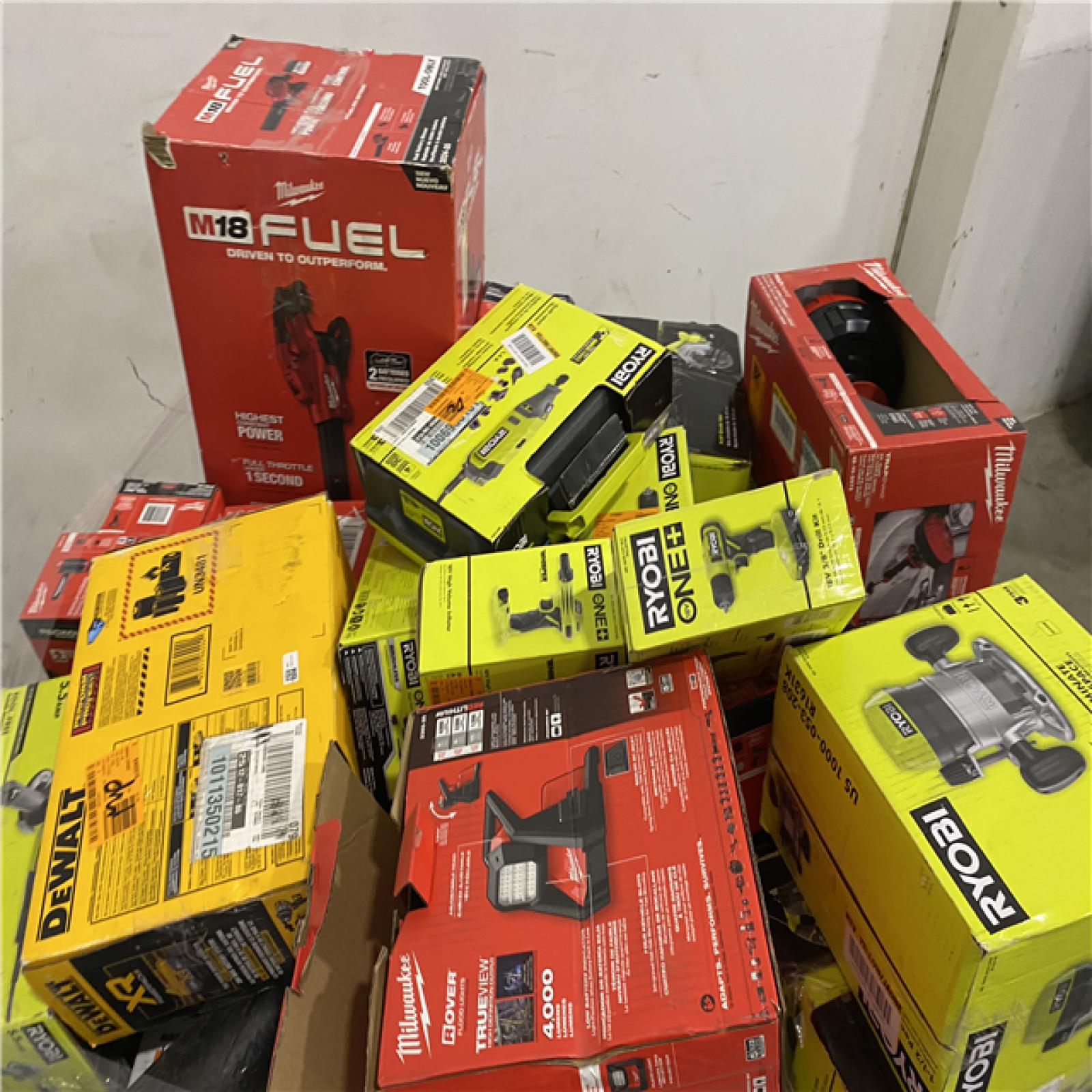 Dallas Location - As-Is Tool Pallet