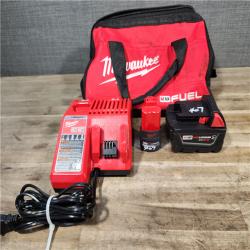 HOUSTON LOCATION - AS-IS MILWAUKEE 2 TOOL COMBO KIT W/ (2) BATTERY & CHARGER