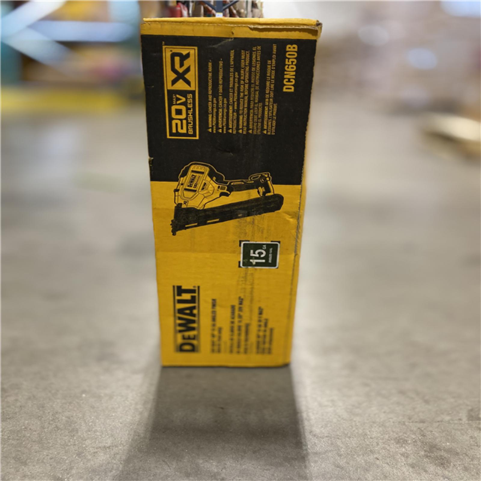 DALLAS LOCATION - DEWALT 20V MAX XR Lithium-Ion Cordless 15-Gauge Angled Finish Nailer (Tool Only)
