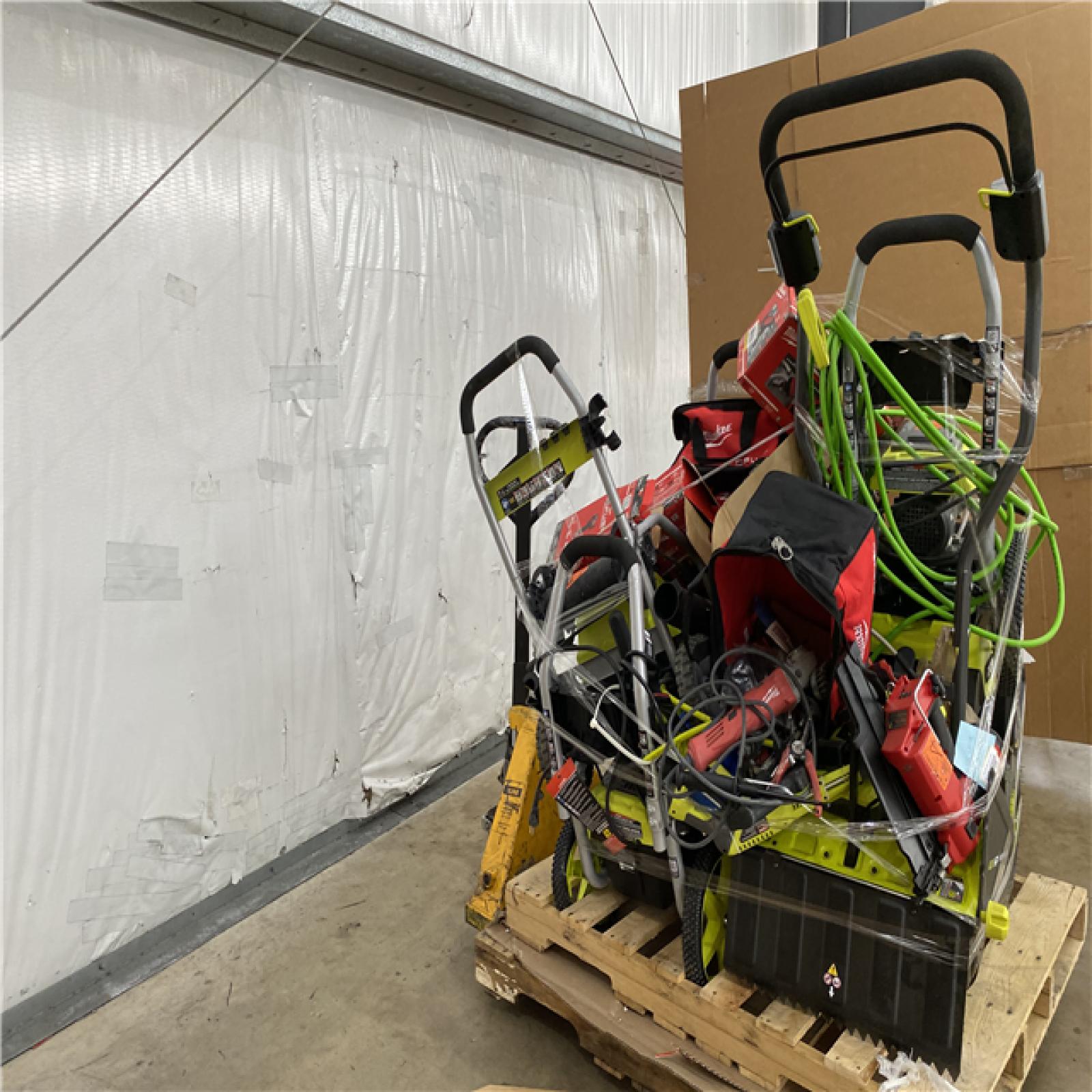 Houston Location AS IS - Tool Pallet