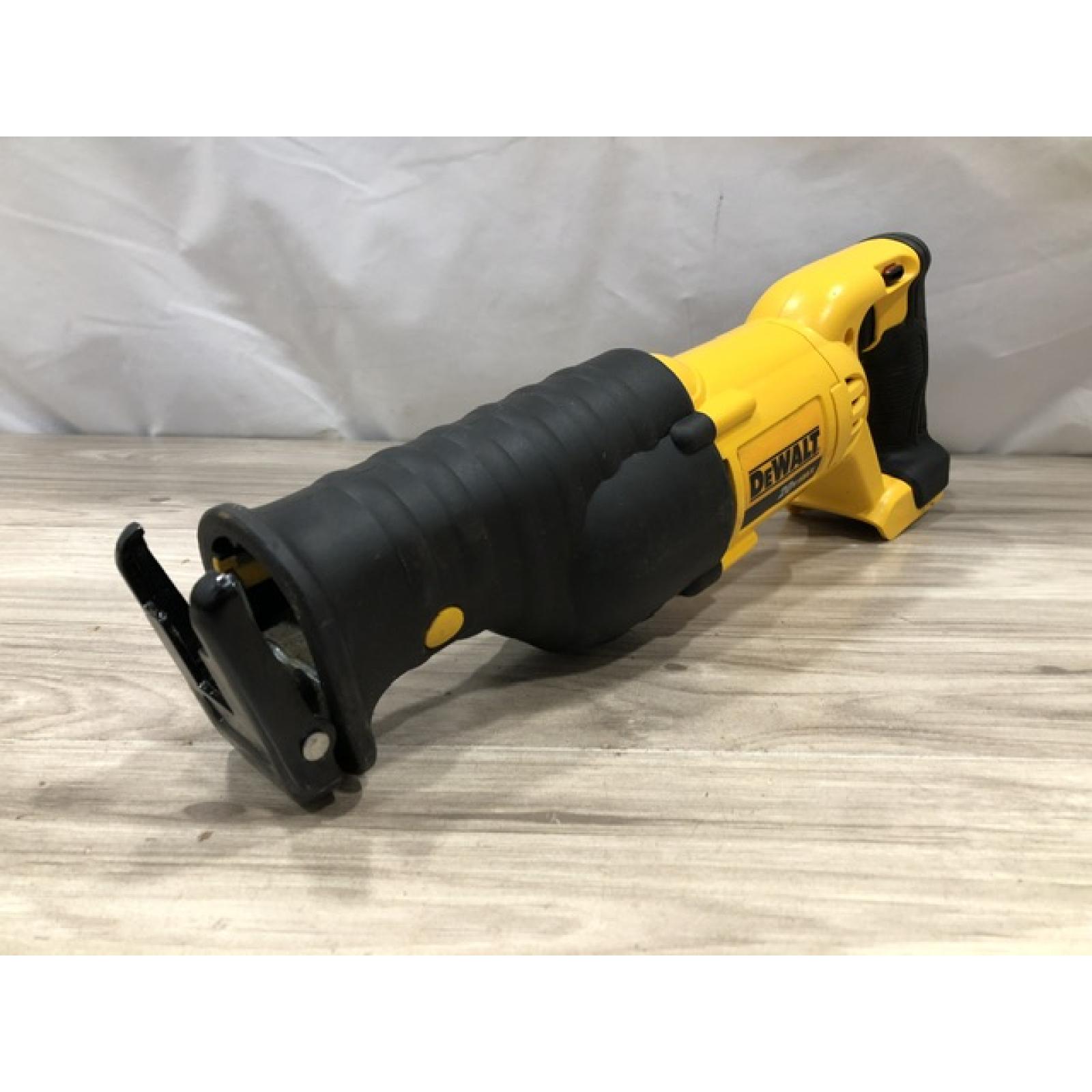 AS-IS DEWALT 20V MAX Cordless Reciprocating Saw (Tool Only)