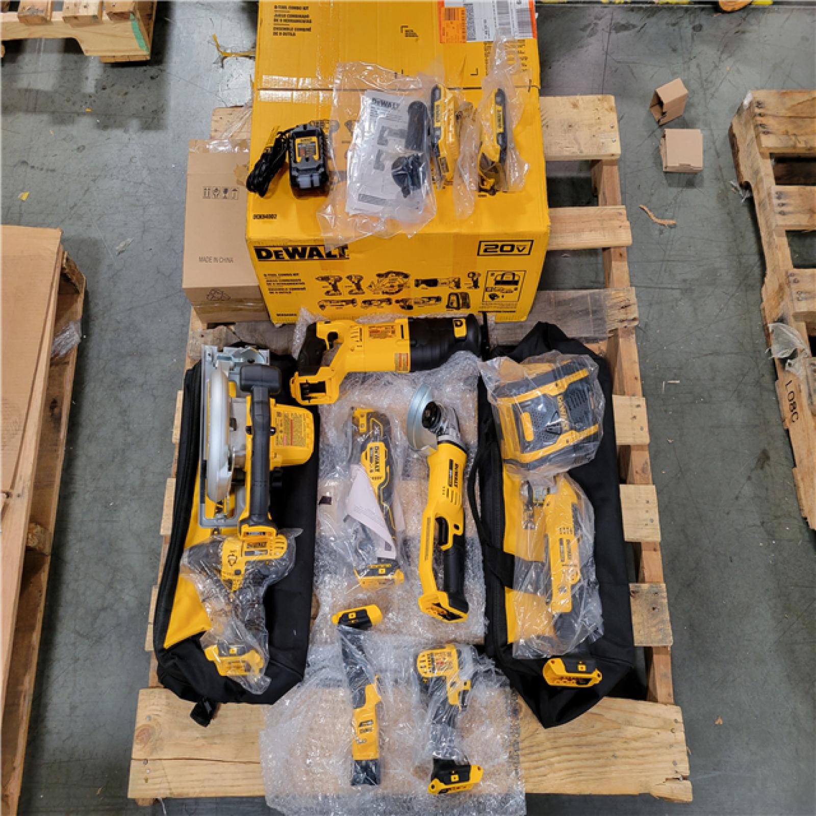 CALIFORNIA AS-IS DEWALT 9 TOOL COMBO KIT