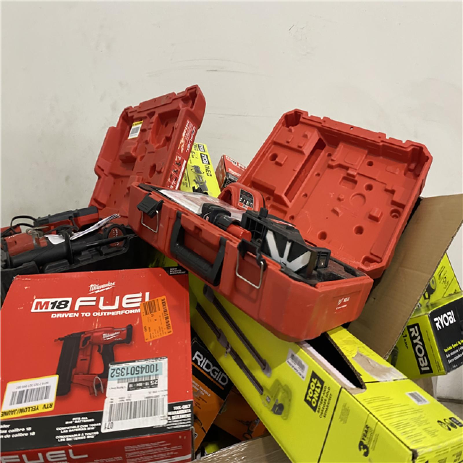 DALLAS LOCATION -AS-IS TOOL PALLET