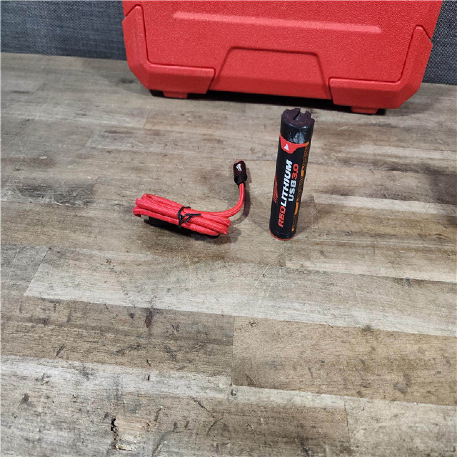 HOUSTON LOCATION - AS-IS Milwaukee 100 ft. REDLITHIUM Lithium-Ion USB Green Rechargeable Cross Line Laser Level with Charger and Alignment Target