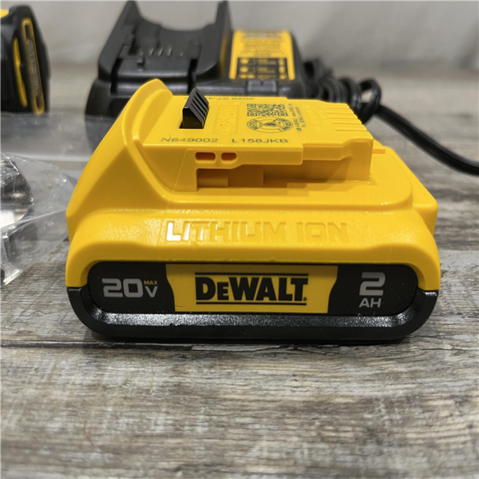 AS-IS DEWALT Atomic 20V Max Lithium-Ion Brushless Cordless Compact 1/4 in. Impact Driver Kit