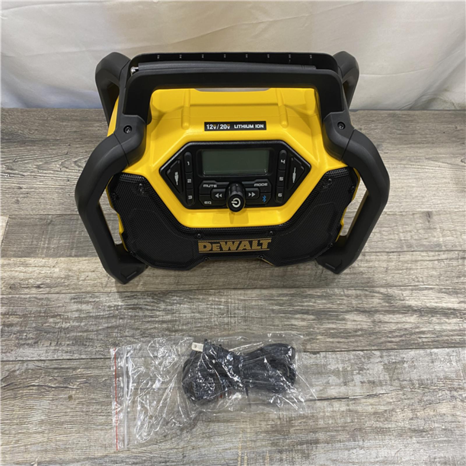 AS-IS DEWALT 20V MAX Compact Cordless Bluetooth Radio (Tool Only)