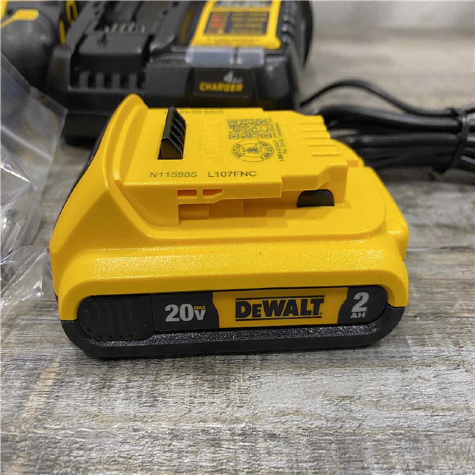 AS-IS DEWALT Atomic 20V Max Lithium-Ion Brushless Cordless Compact 1/4 in. Impact Driver Kit