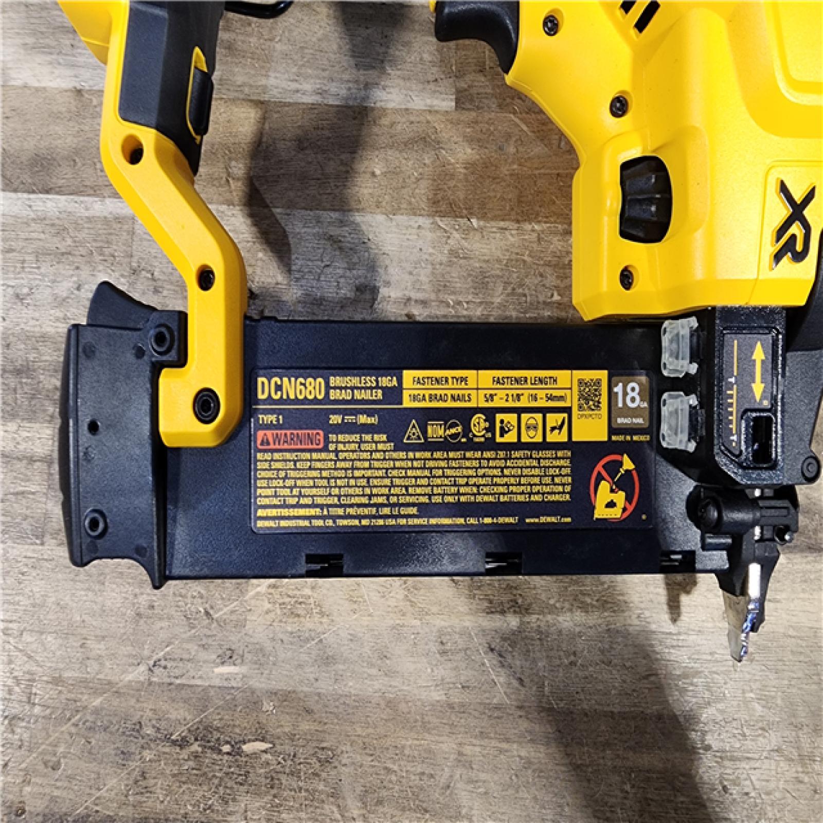 HOUSTON LOCATION - AS-IS DeWalt 20V MAX XR Lithium-Ion Cordless 18-Gauge Brad Nailer (Tool Only)