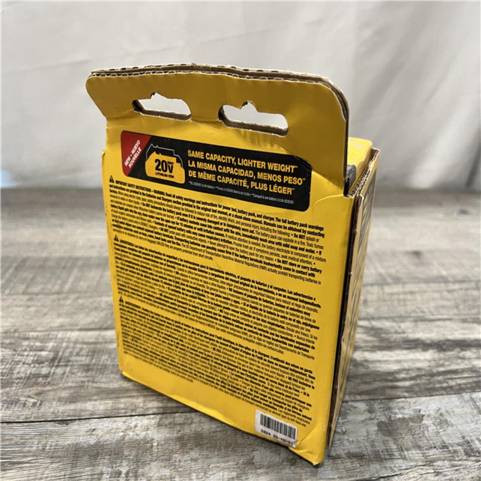 NEW - DEWALT 20V MAX Compact Lithium-Ion 3.0Ah Battery Pack (2 Pack)