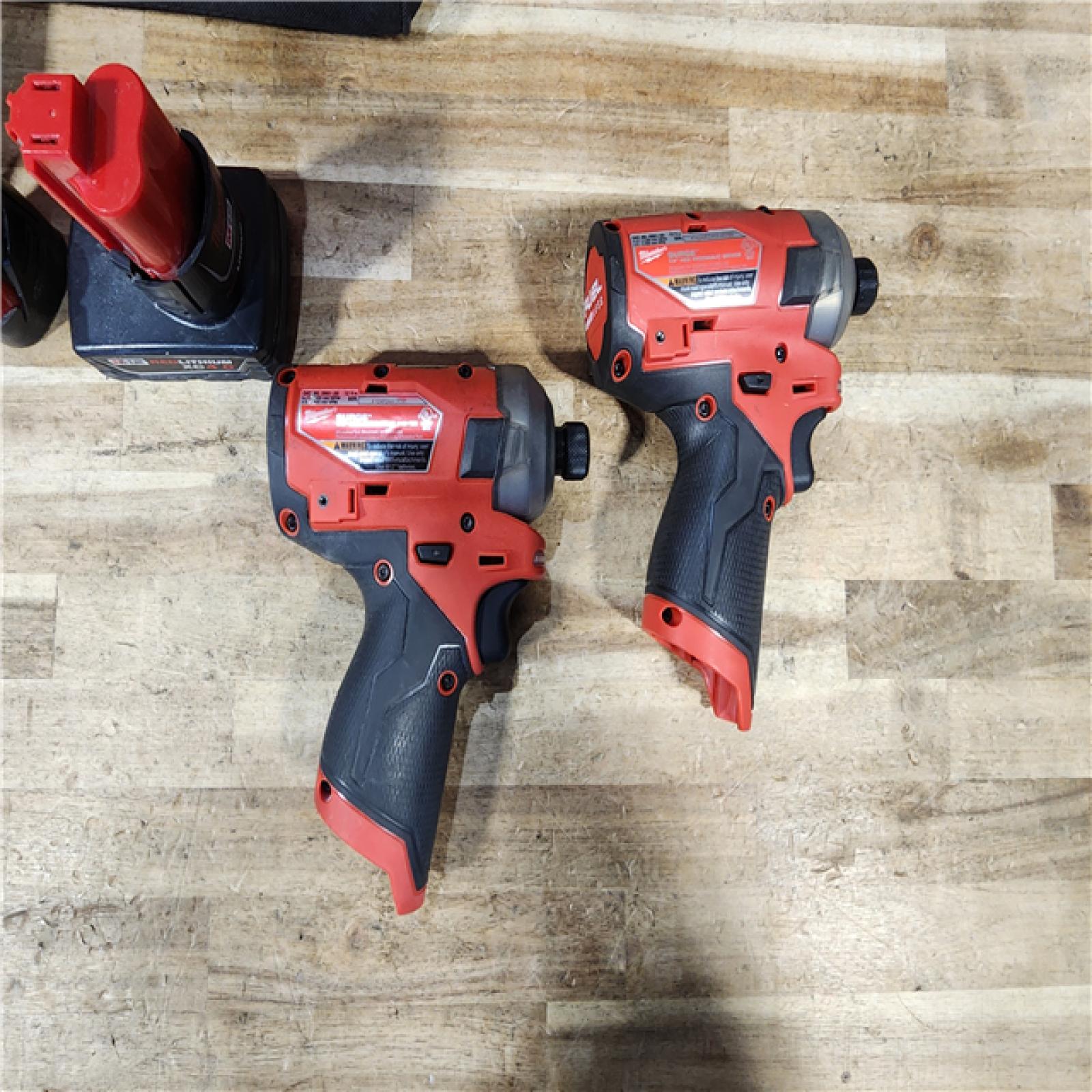 HOUSTON LOCATION - AS - IS Milwaukee 2 Tool Combo Kit W/ (2) Battery & Charger