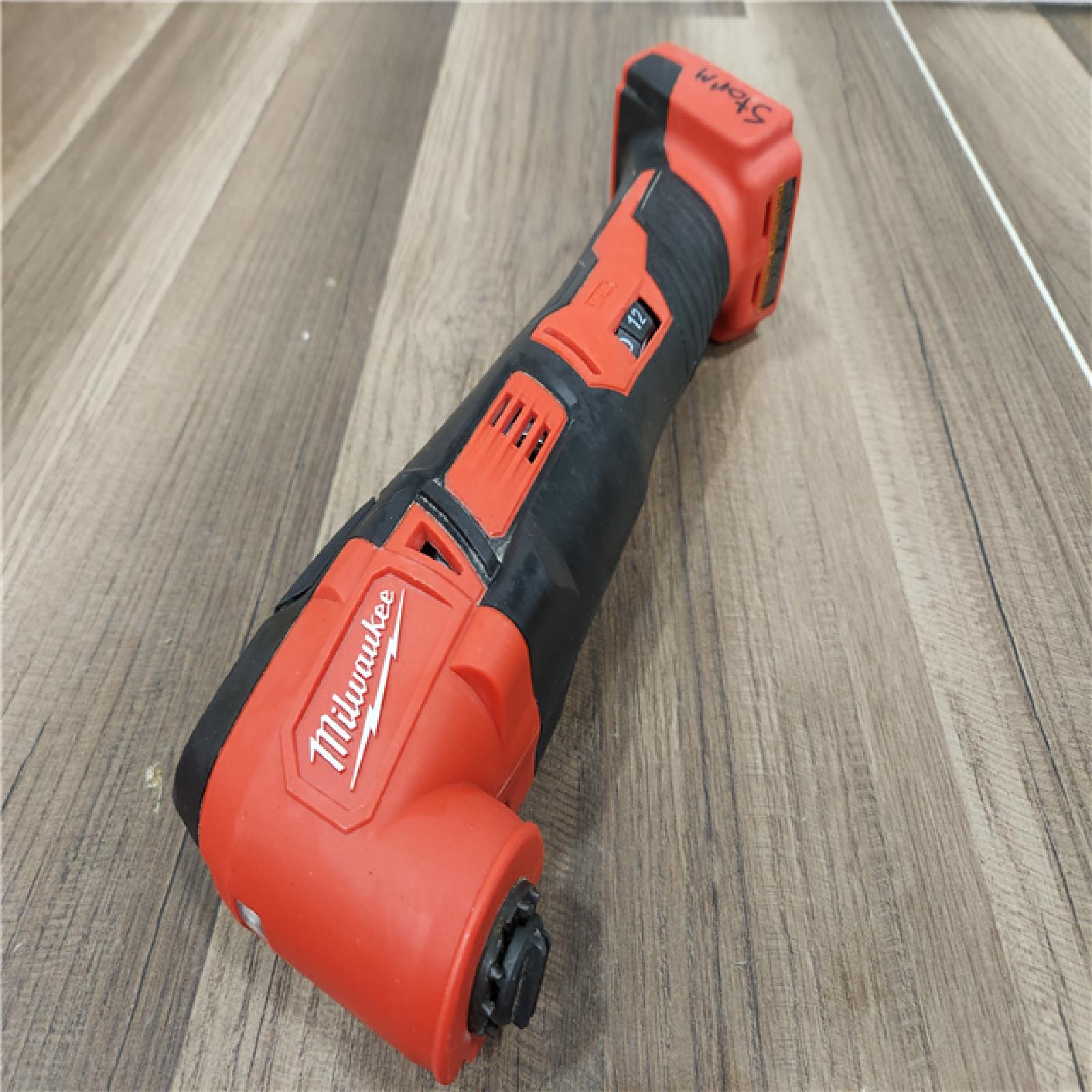 AS-IS Milwaukee 2626-20 M18 Lithium-Ion Cordless Multi-Tool (Tool Only)