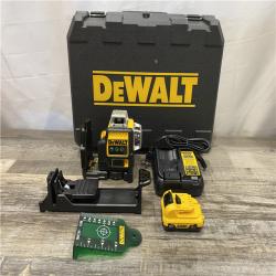 LIKE NEW - DEWALT 12V MAX Lithium-Ion 100 ft. Green Self-Leveling 3-Beam 360 Degree Laser Level Kit