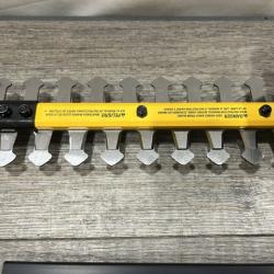 AS-IS DEWALT 20V 8 in. Compact Cordless Hedge Trimmer (Tool-Only)