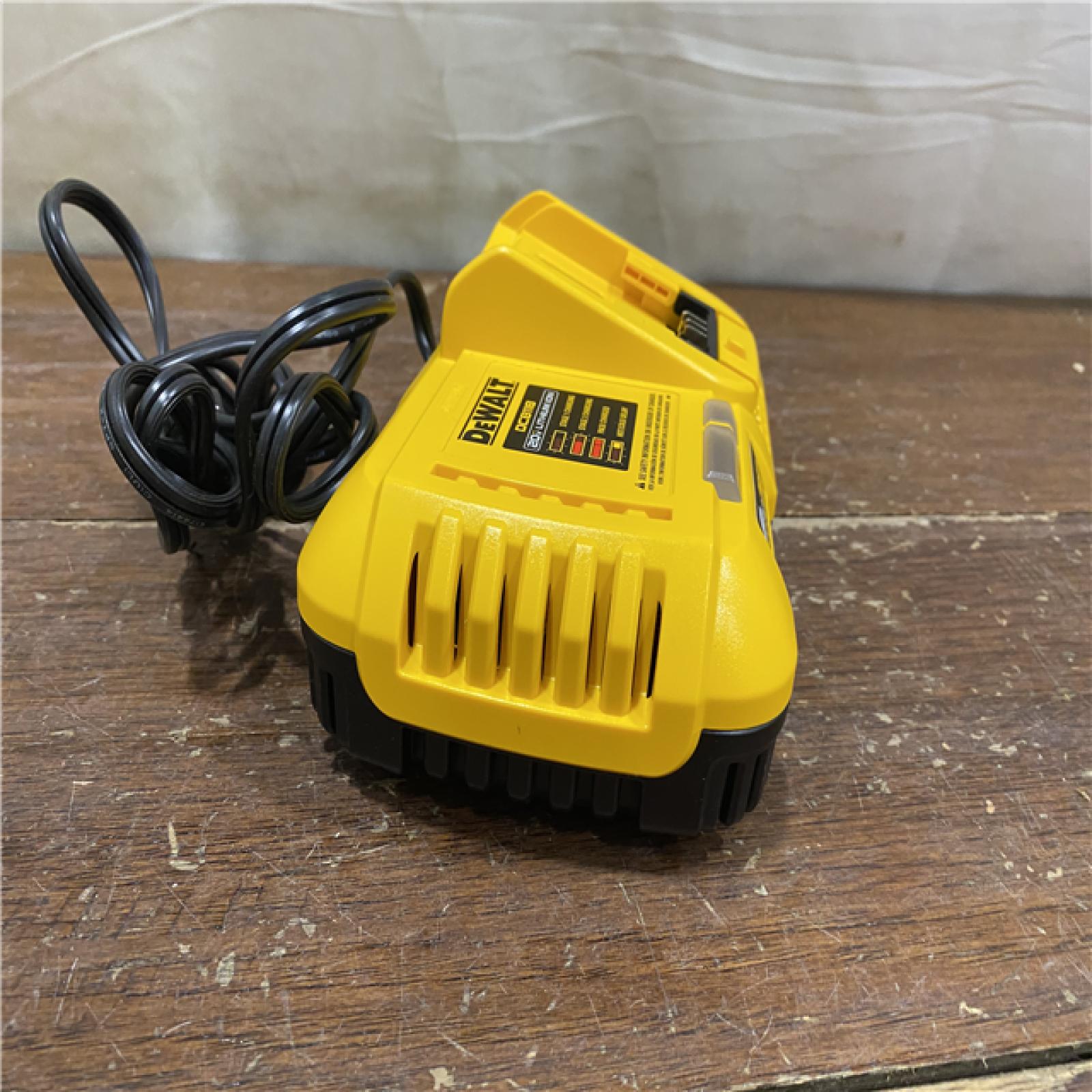 AS-IS DeWalt 20V Max Fan-Cooled Fast Charger DCB118
