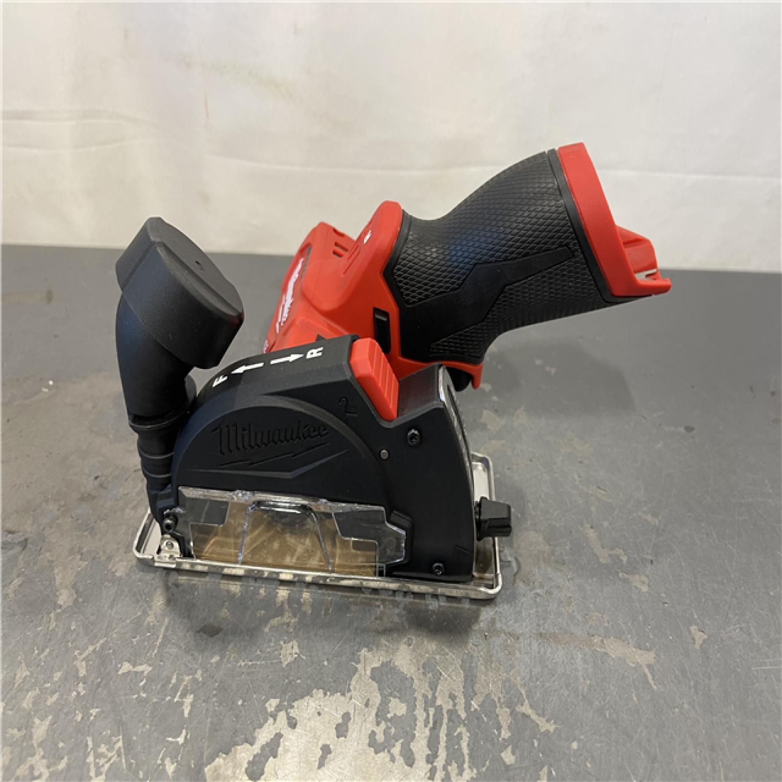 AS-IS - Milwaukee M12 FUEL 12V Lithium-Ion Brushless Cordless 3 in. Cut Off Saw