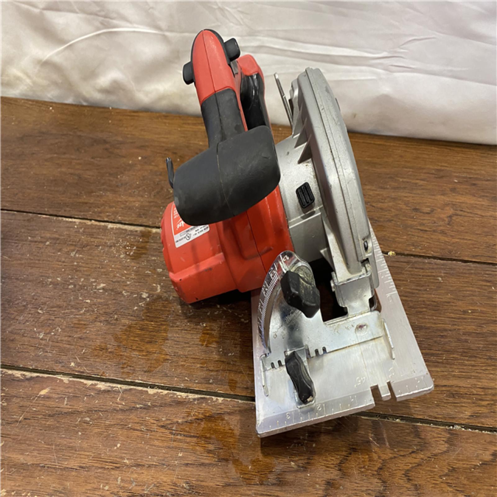 AS-IS Milwaukee 2630-20 M18 Cordless 6-1/2 Circular Saw Bare Tool Only - All