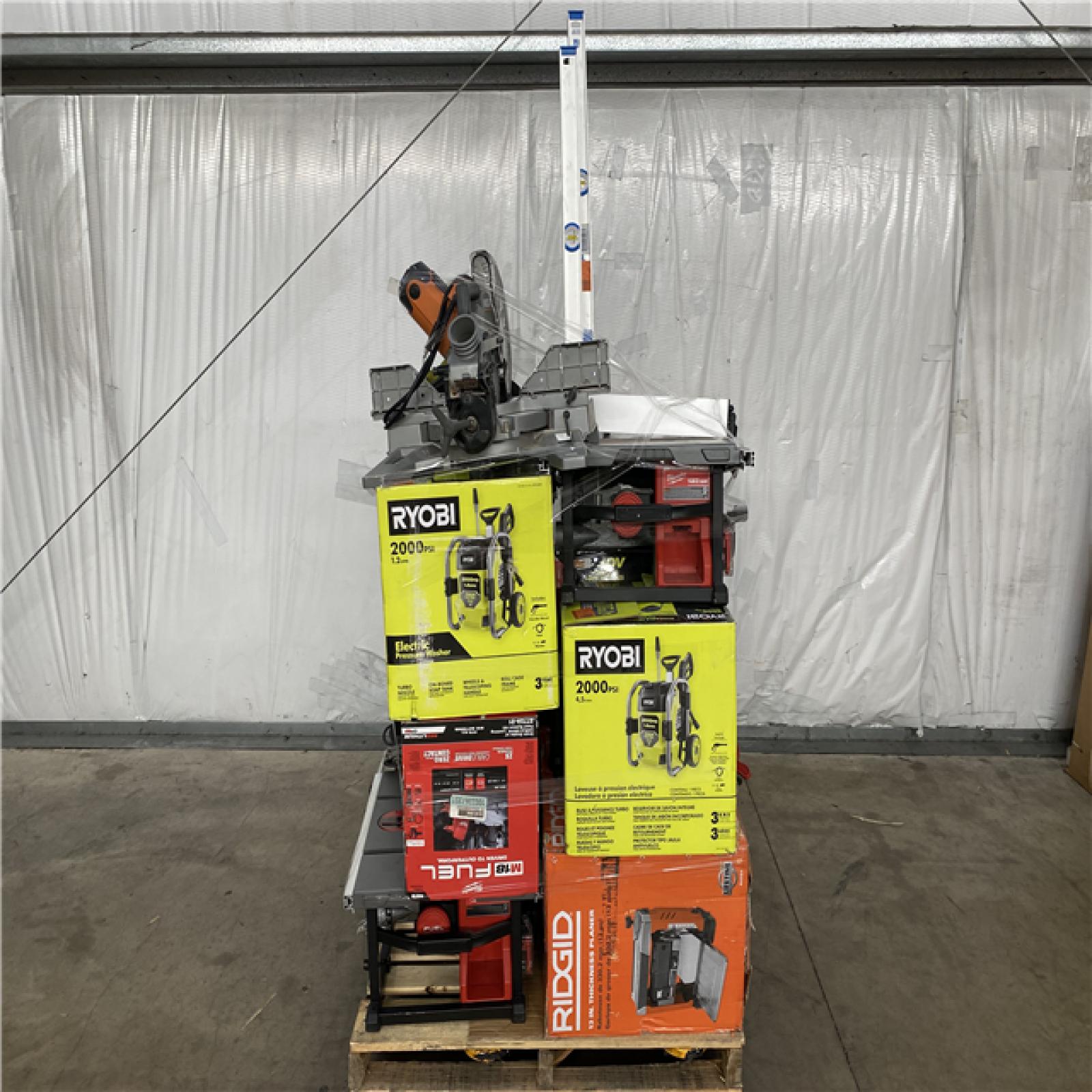 Houston Location AS IS - Tool Pallet