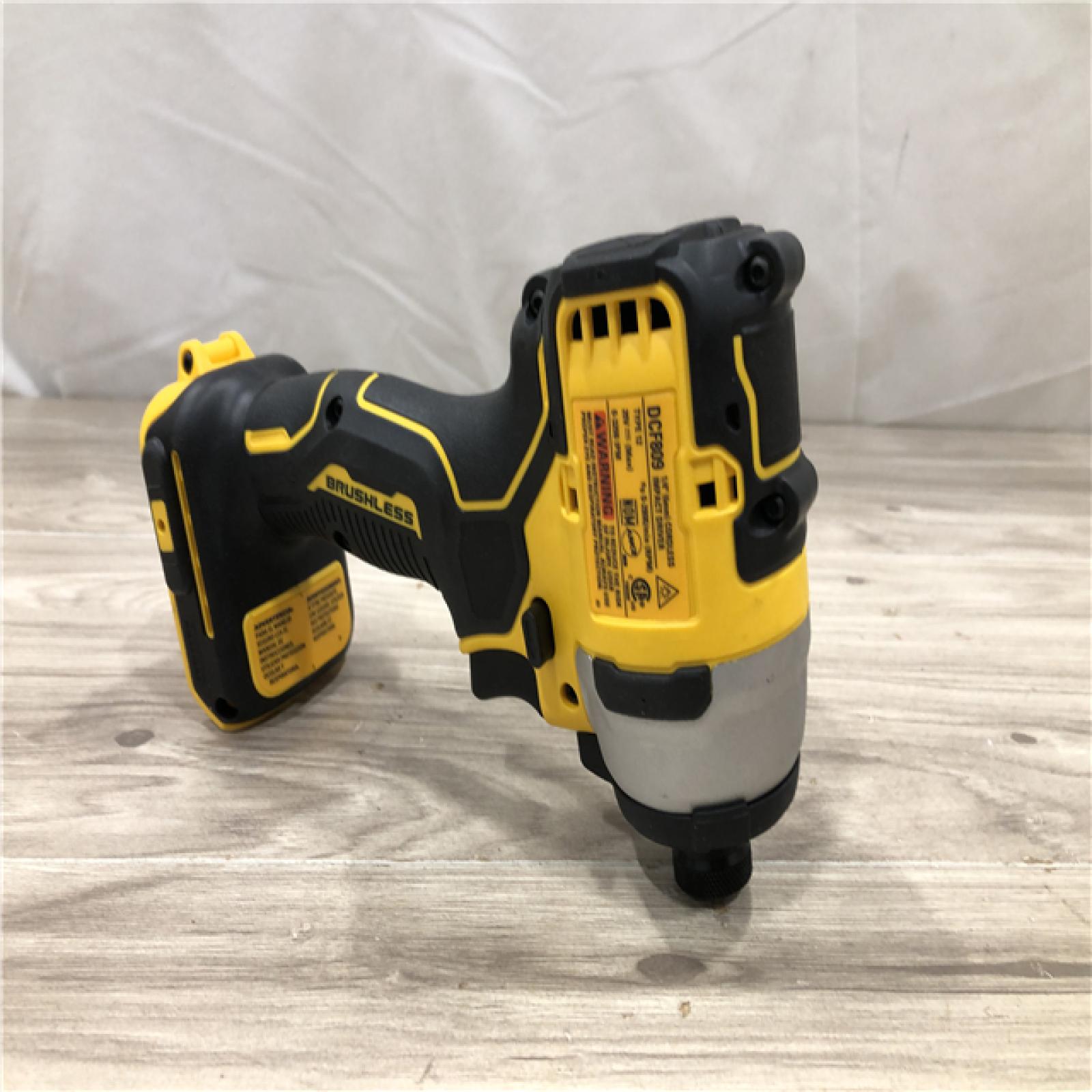 AS-IS DEWALT ATOMIC 20-Volt MAX Lithium-Ion Cordless Combo Kit