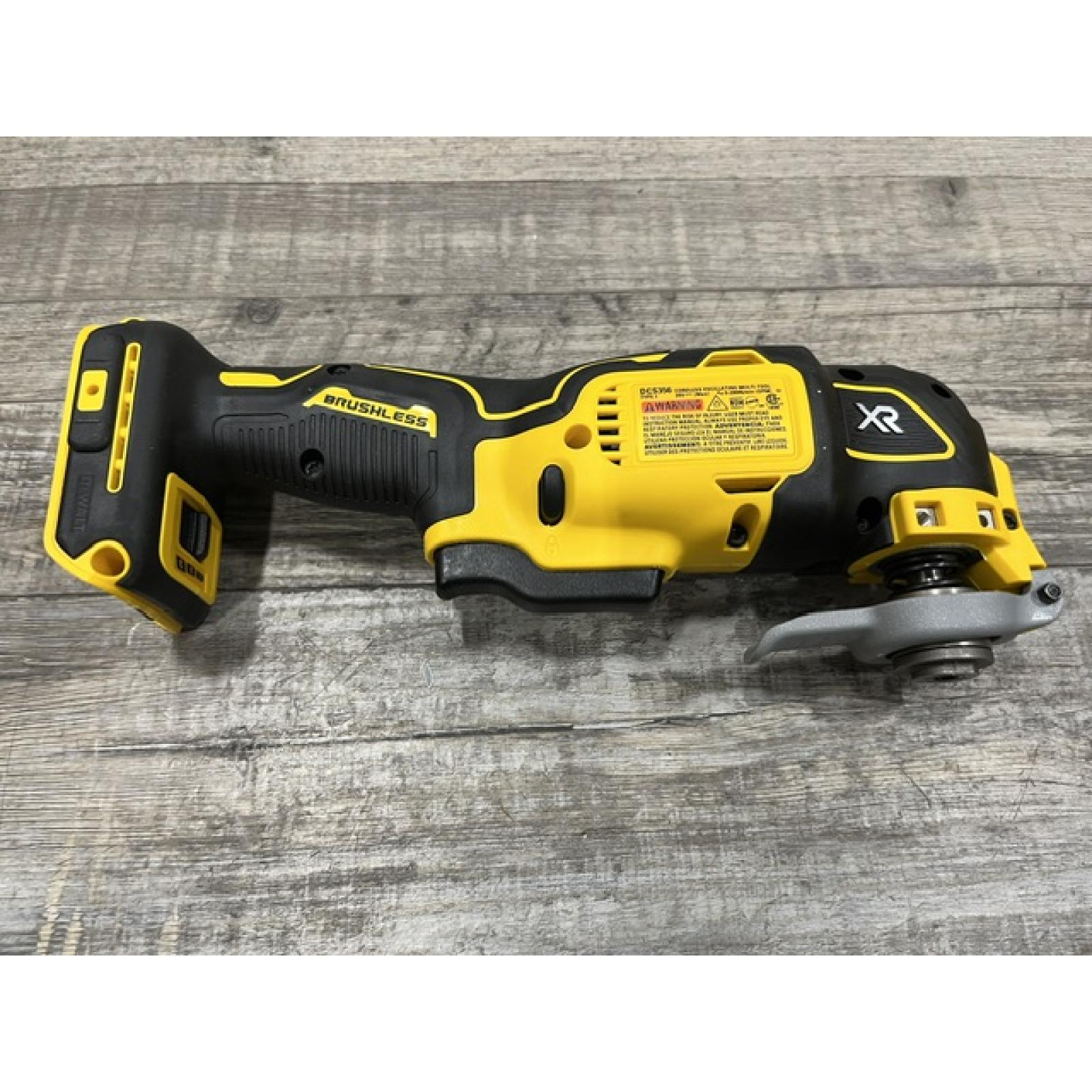 AS-IS DEWALT 20V MAX XR Cordless Brushless 3-Speed Oscillating Multi Tool (Tool Only)