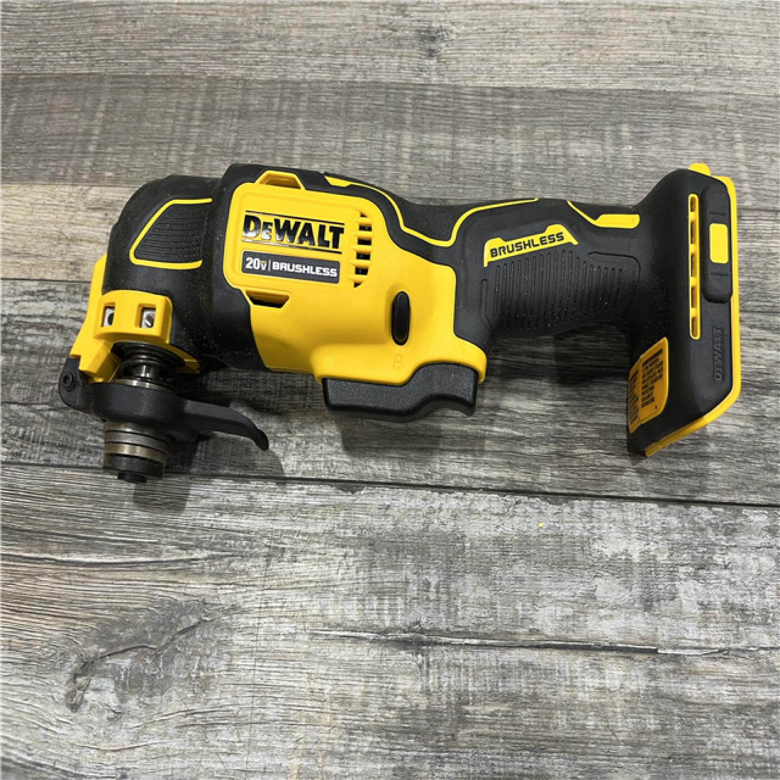 AS-IS DEWALT ATOMIC 20V MAX Cordless Brushless Oscillating Multi Tool (Tool Only)