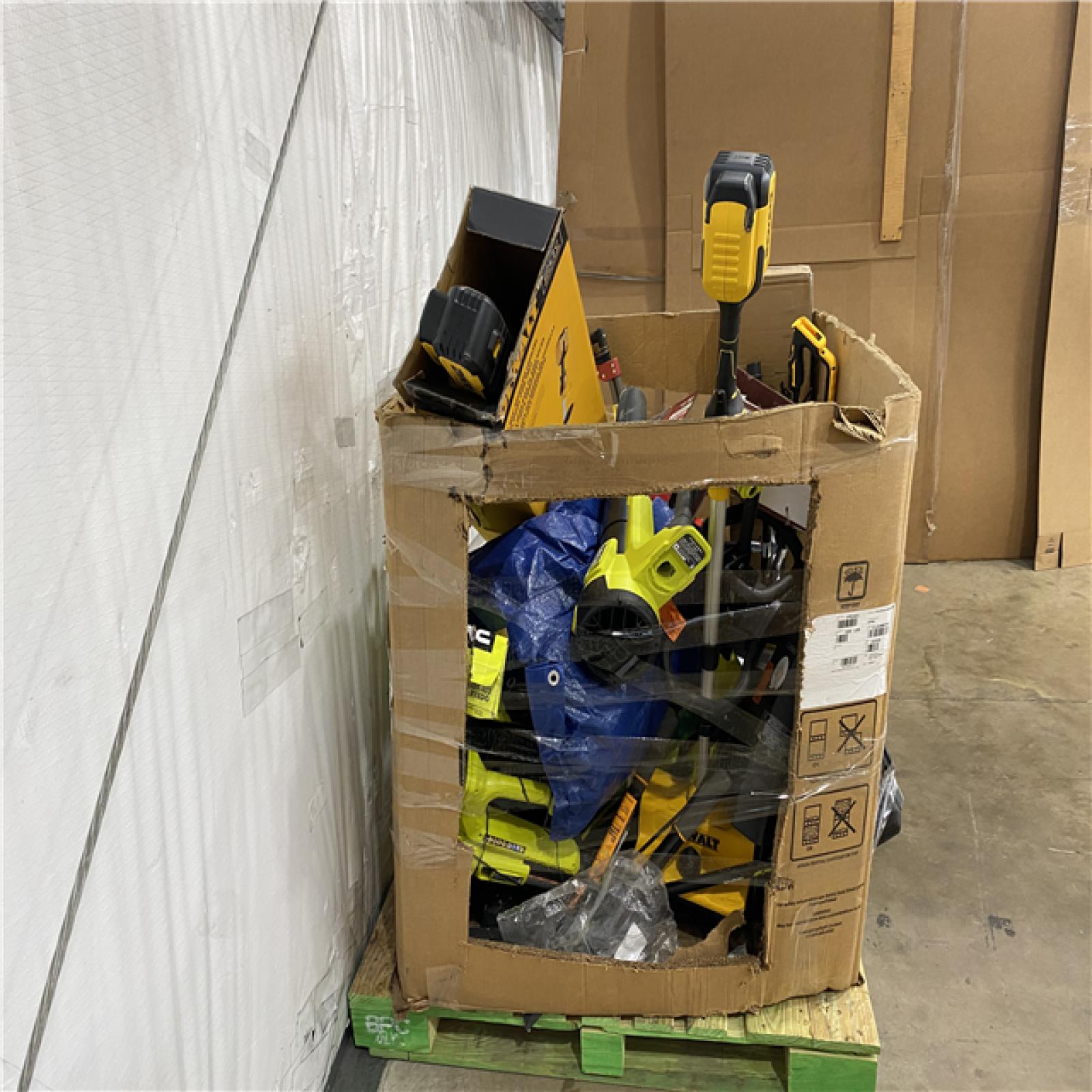 Houston Location AS IS - Outdoor Power Equipment