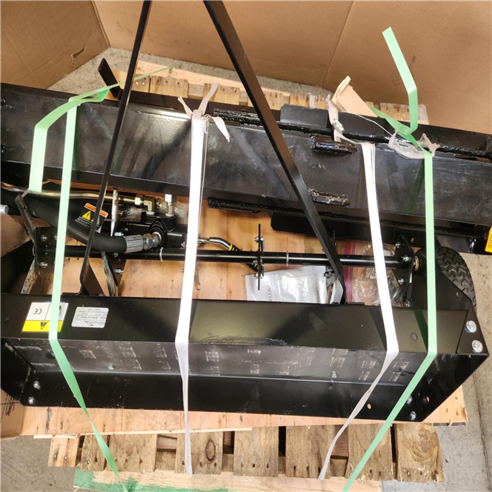 Phoenix AS-IS Champion Power Equipment 40 Ton 338cc PRO Vertical/Horizontal Operation and Auto Return Gas Wood Log Splitter with Oil Funnel and Hydraulic Oil