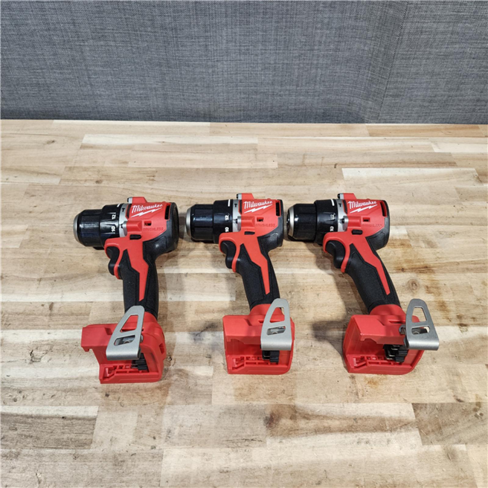 HOUSTON LOCATION - AS-IS MILWAUKEE 3 TOOL COMBO