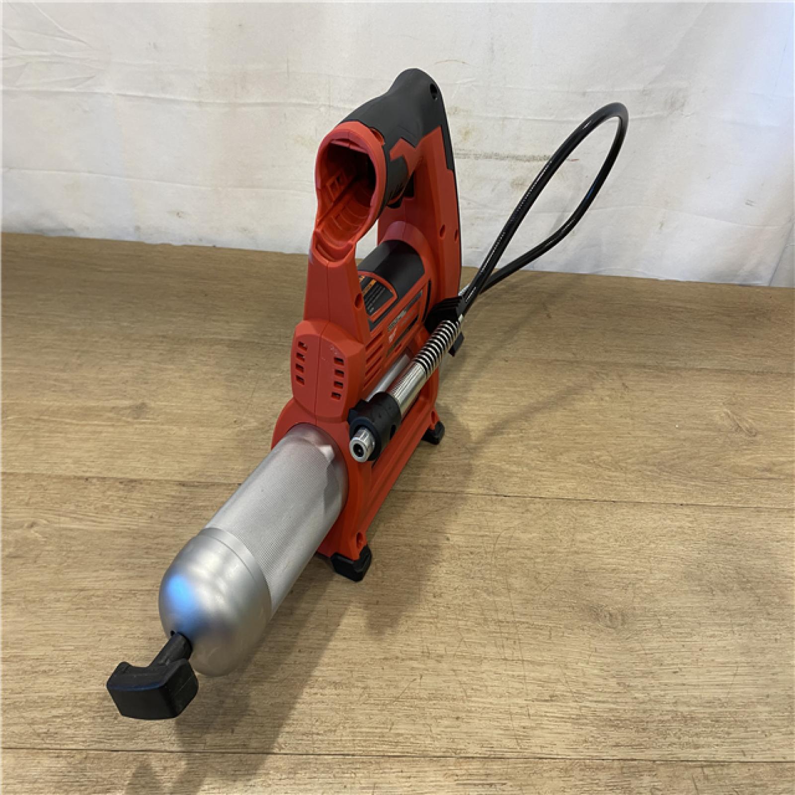 AS-IS Milwaukee 12V Lithium-Ion Cordless Grease Gun (Tool-Only)