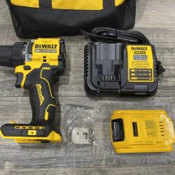 AS-IS DEWALT Atomic 20V Lithium-Ion Cordless Compact 1/2 in. Drill/Driver Kit