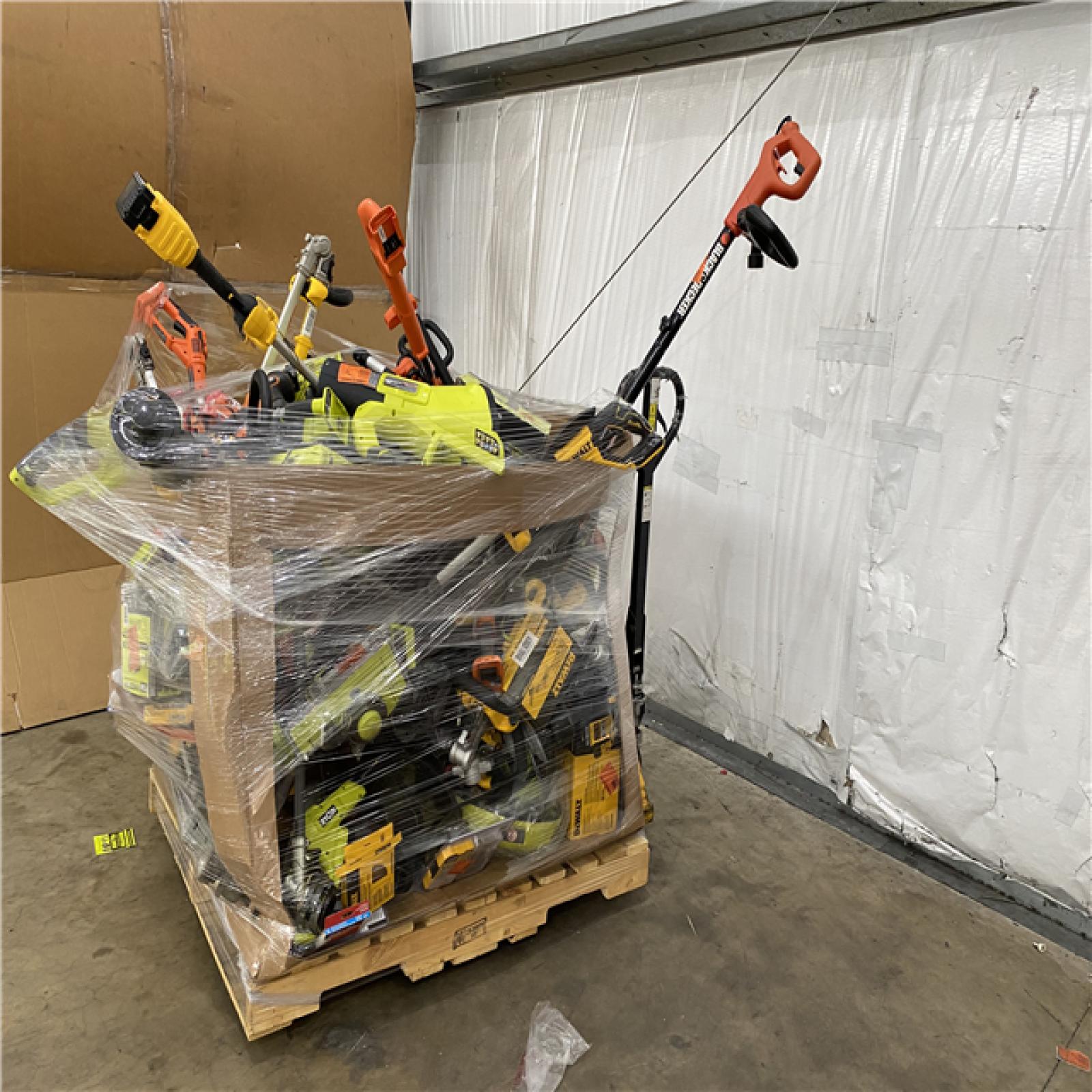 Houston Location AS IS - Tool Pallet