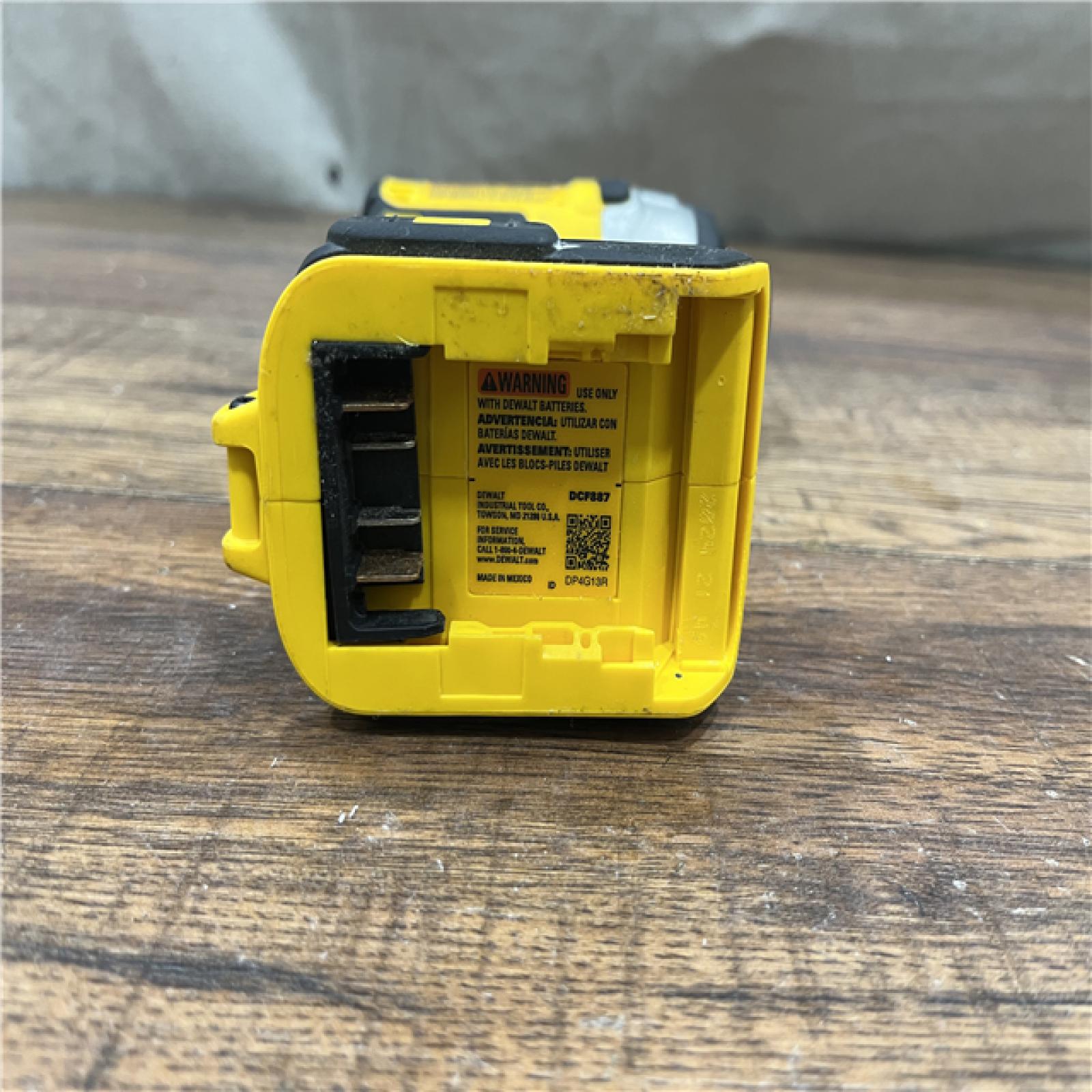 AS-IS DEWALT 20V MAX Cordless Brushless Hammer Drill/Driver 2 Tool Combo Kit with FLEXVOLT ADVANTAGE