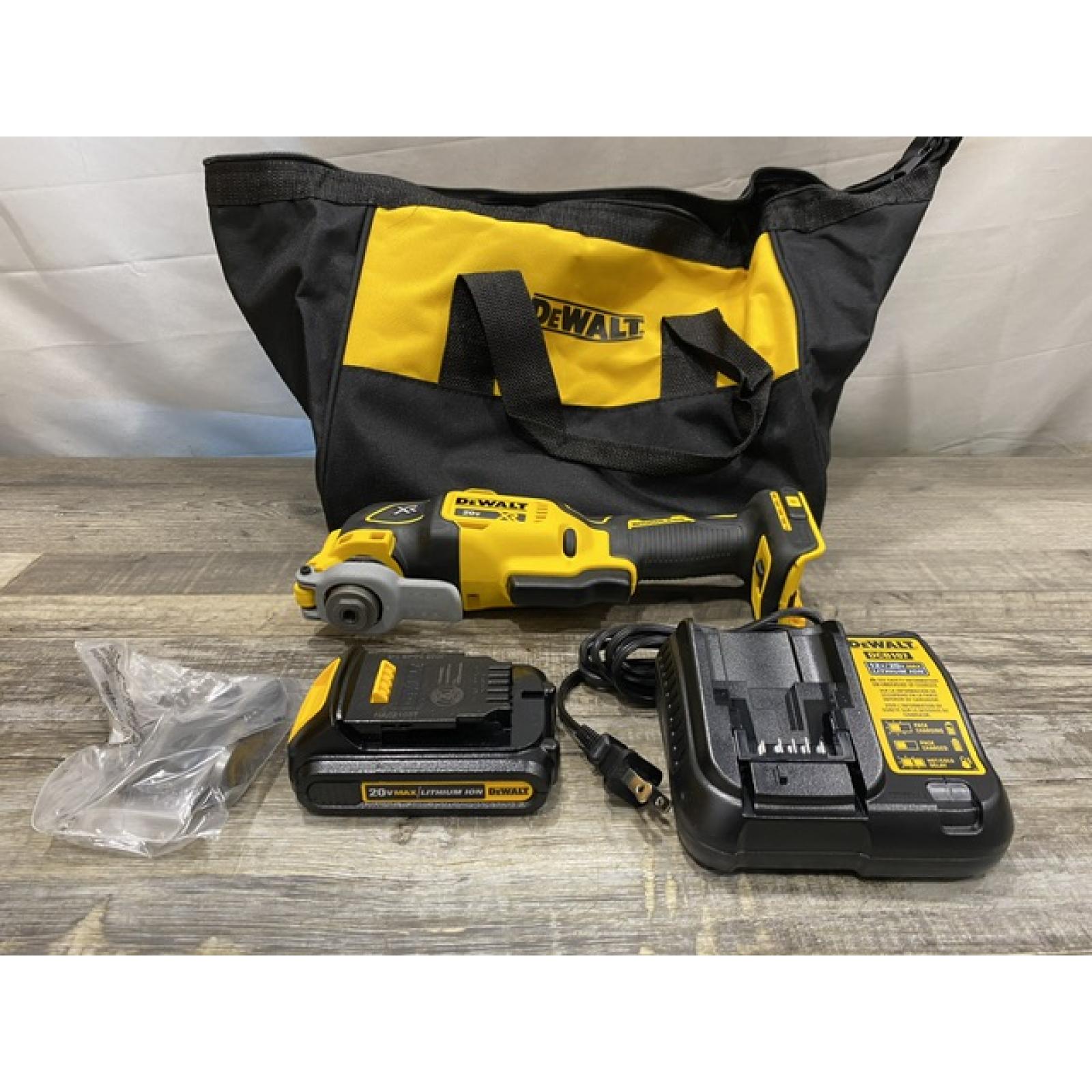 AS-IS DEWALT 20V MAX XR Cordless Brushless 3-Speed Oscillating Multi Tool Kit