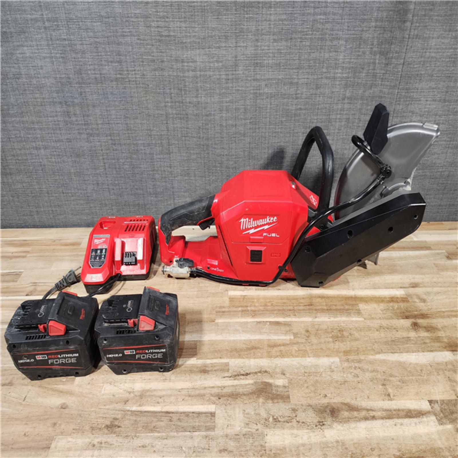 HOUSTON LOCATION - AS-IS Milwaukee M18 FUEL ONE-KEY 18-Volt Lithium-Ion Brushless Cordless 9 in. Cut Off Saw Kit W/ (2) 12.0Ah Batteries & Rapid Charger