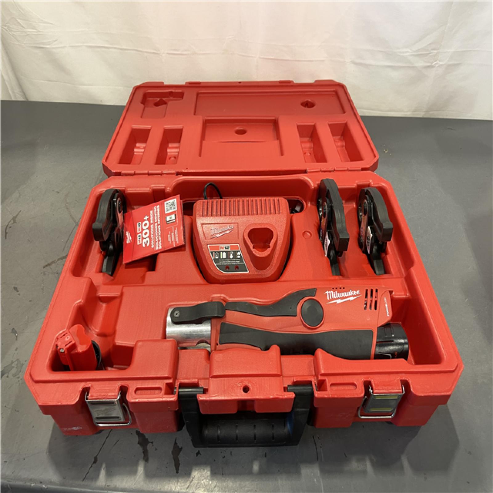 AS-IS - Milwaukee M12 12-Volt Lithium-Ion Force Logic Cordless Press Tool Kit