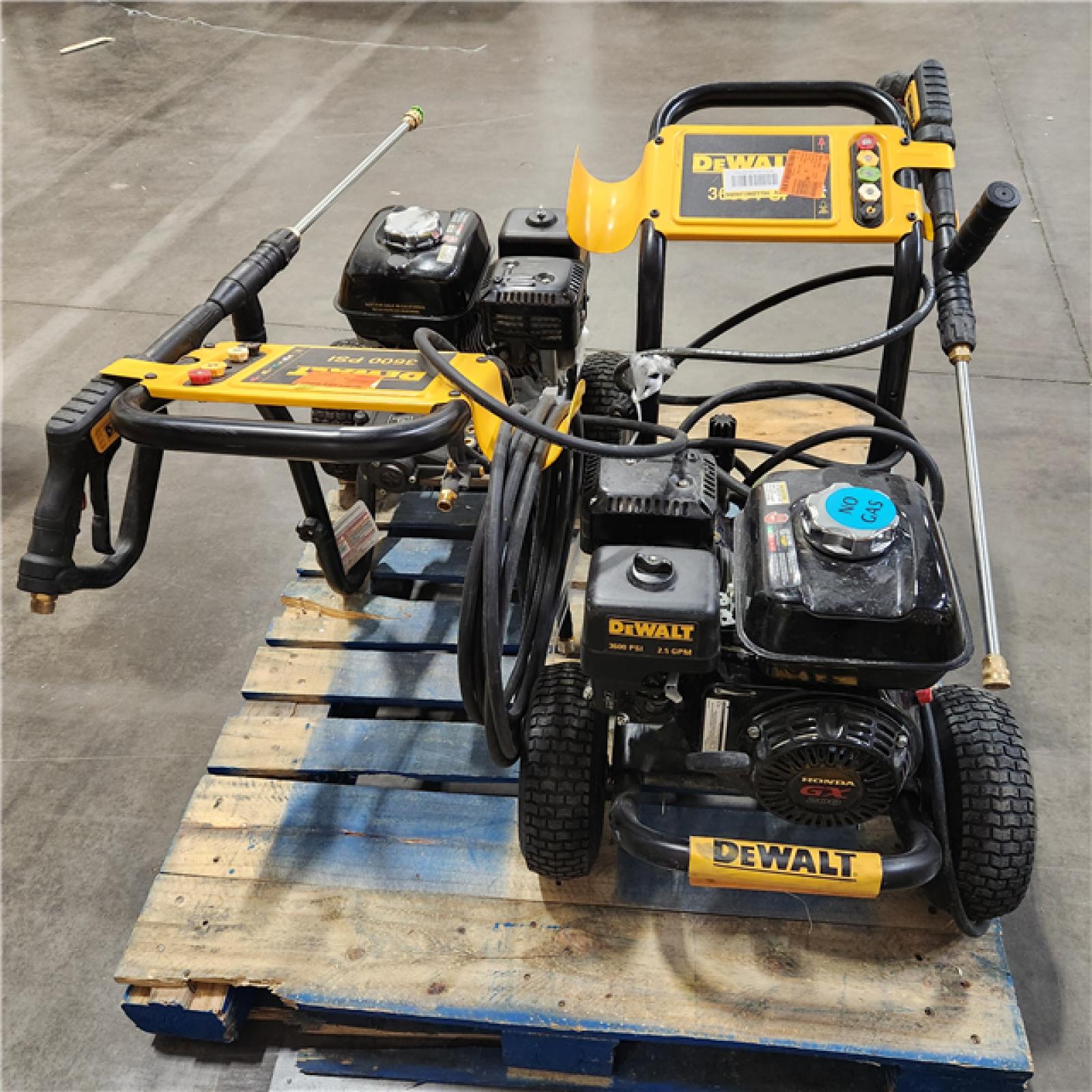 Dallas Location - As-Is DEWALT DXPW61299 3600 PSI at 2.5 GPM Gas Pressure Washer(Lot Of 2)
